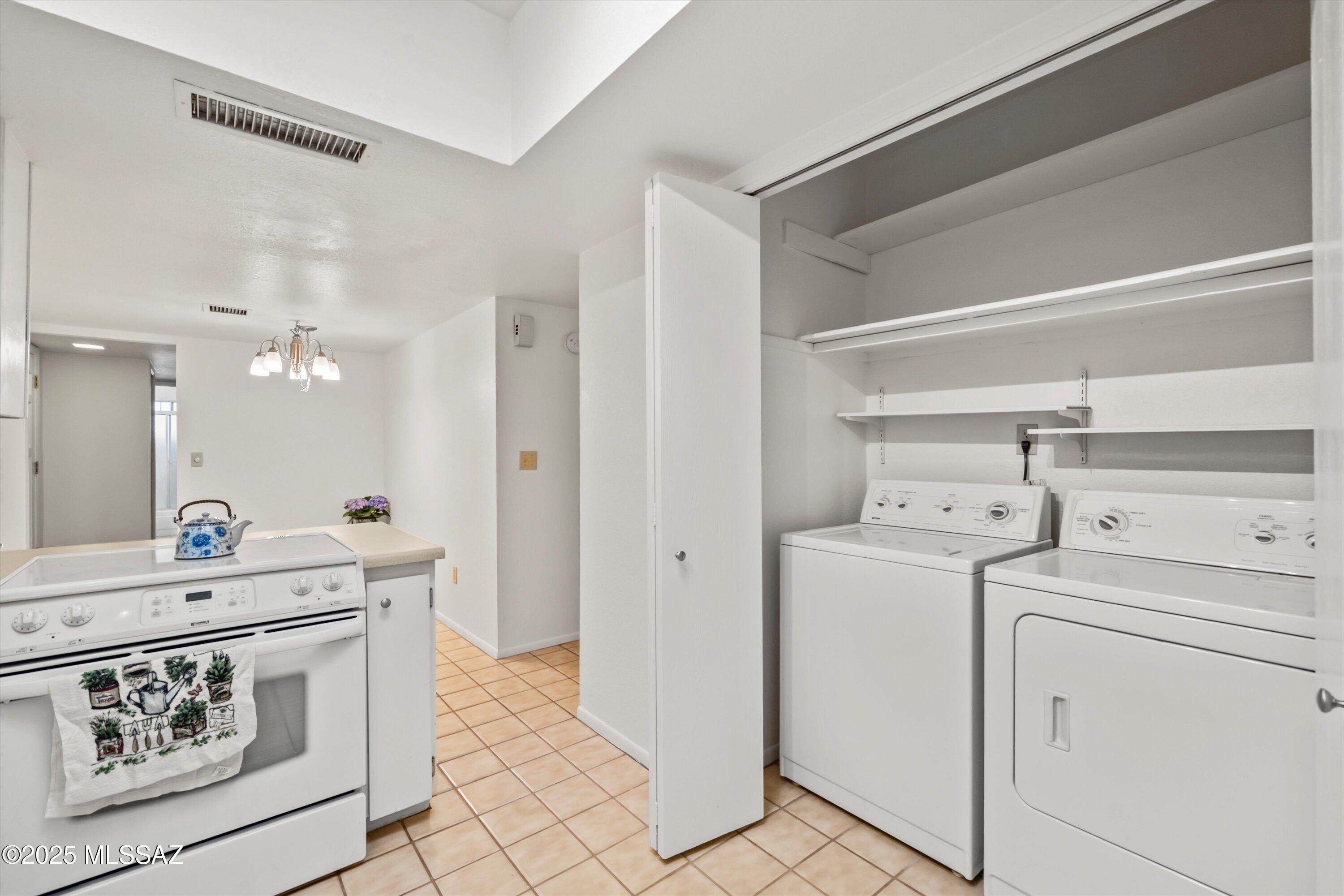 Pantano Townhomes (1-118) - Residential