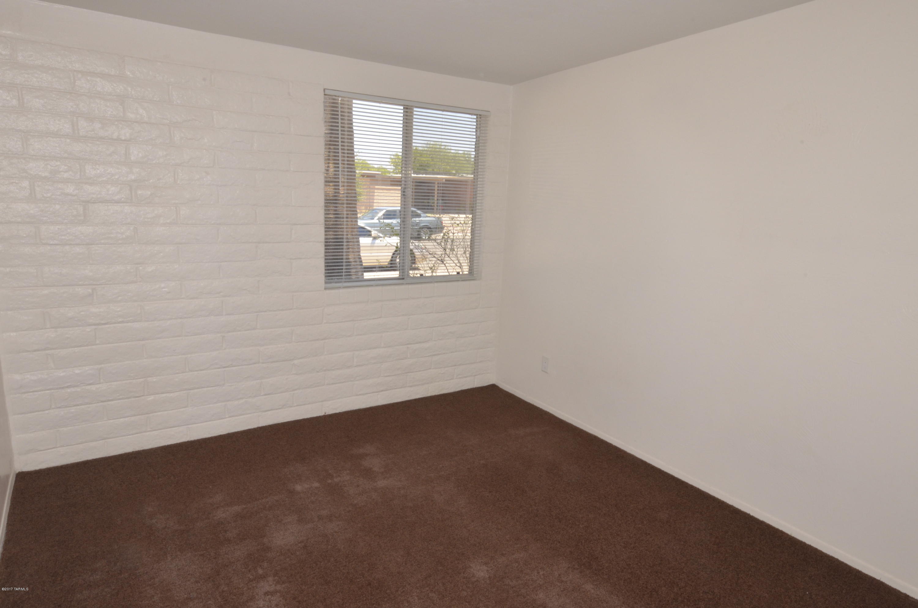 Pine Grove (428-476) - Residential