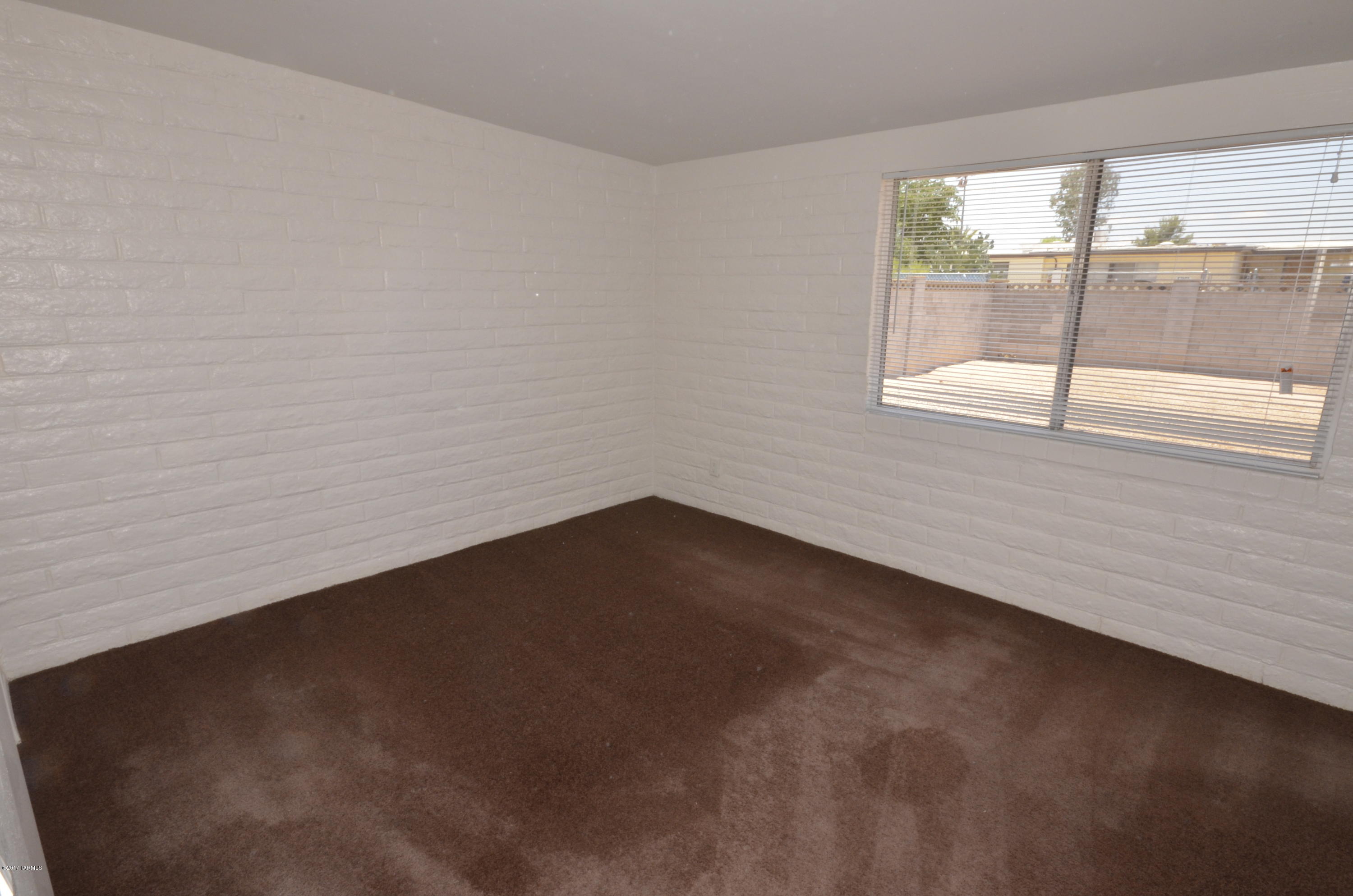 Pine Grove (428-476) - Residential