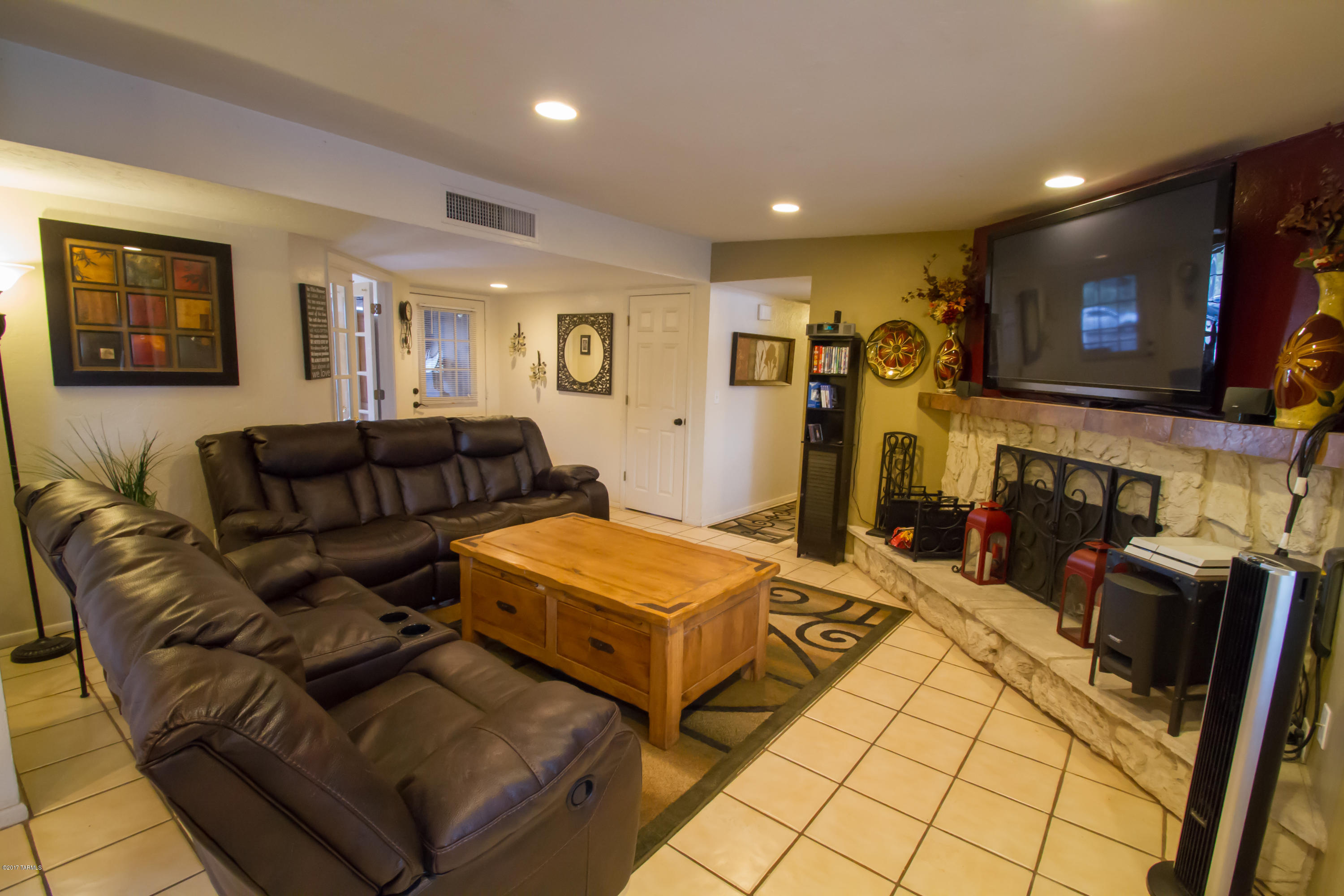 Braewood Terrace (1-107) - Residential