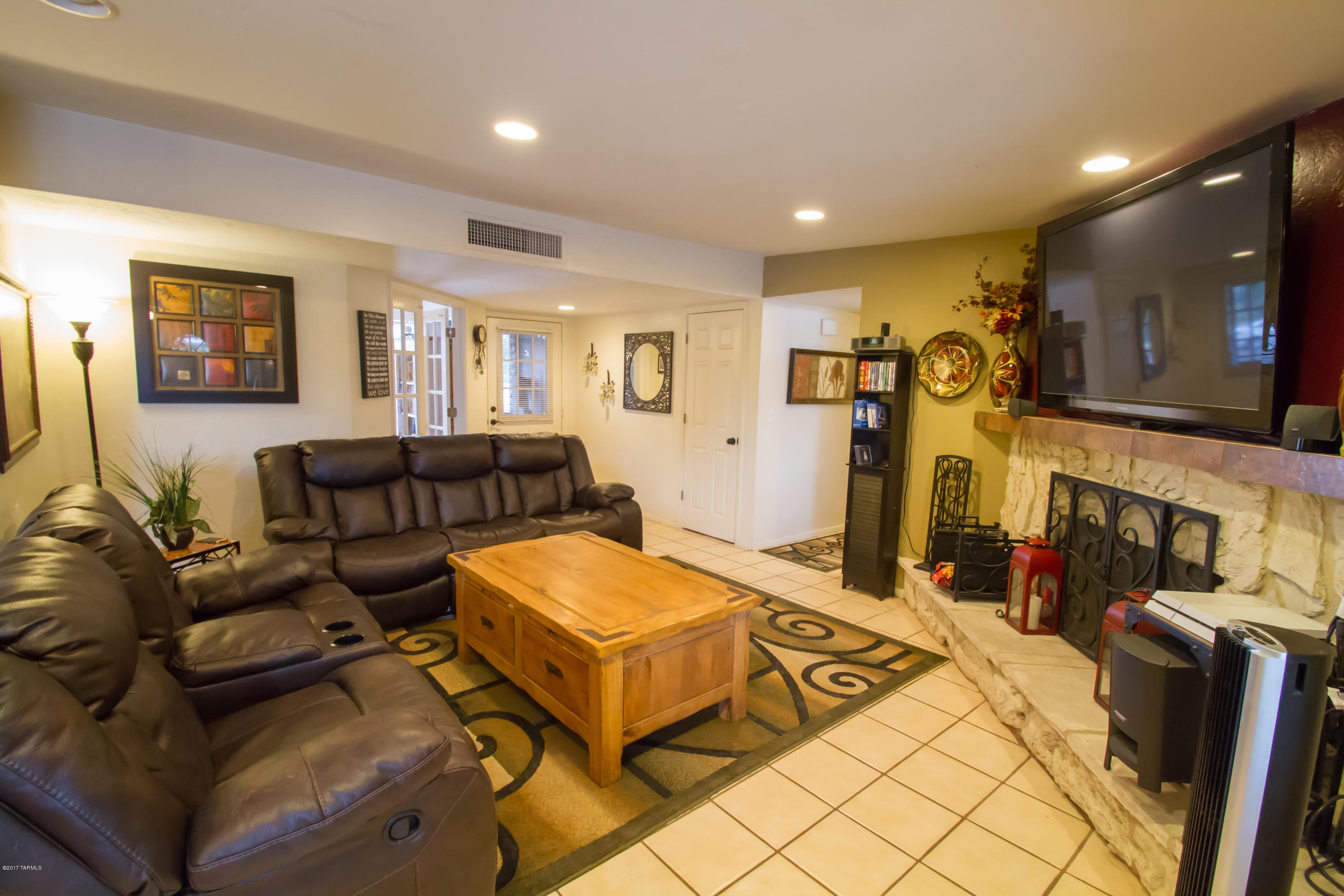 Braewood Terrace (1-107) - Residential