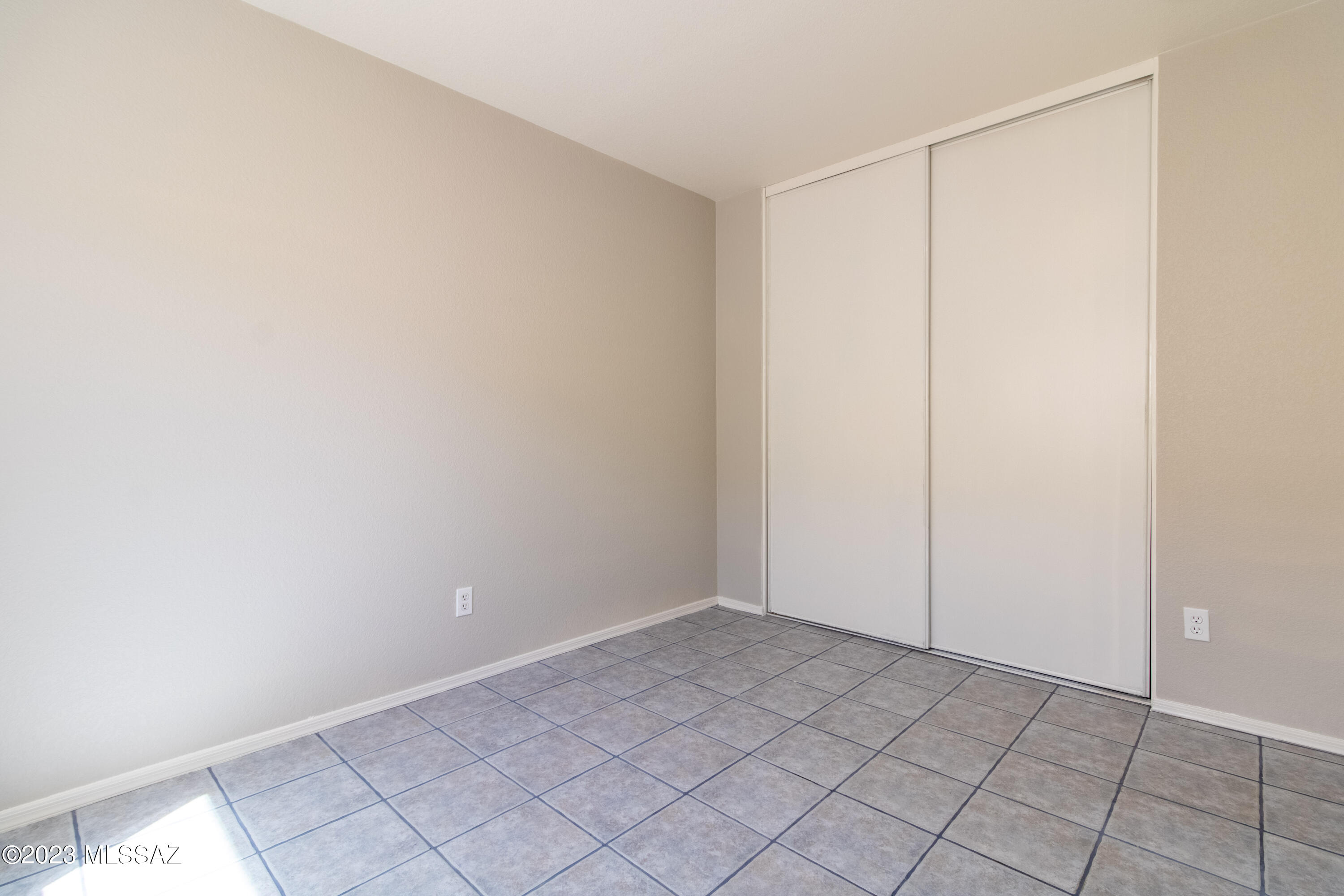 Pantano Heights (1-123) - Residential