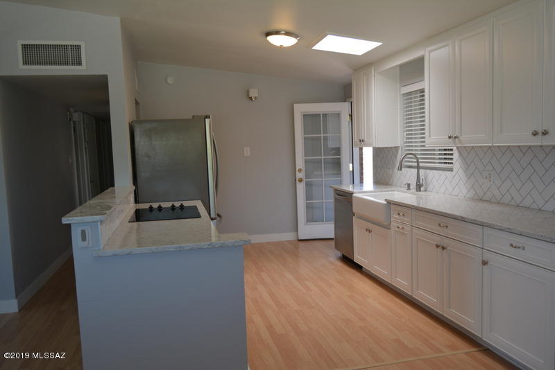 Broadway Manor - Residential