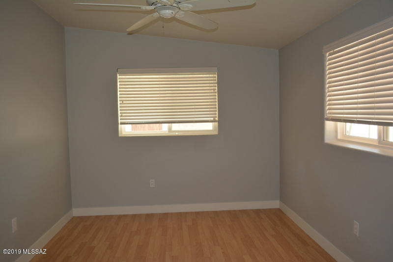 Broadway Manor - Residential