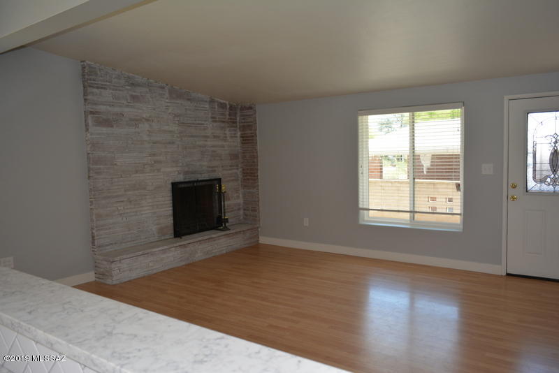 Broadway Manor - Residential