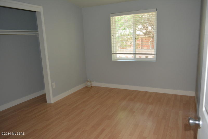 Broadway Manor - Residential