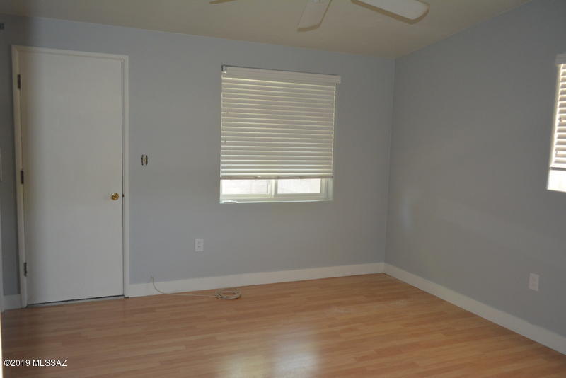 Broadway Manor - Residential