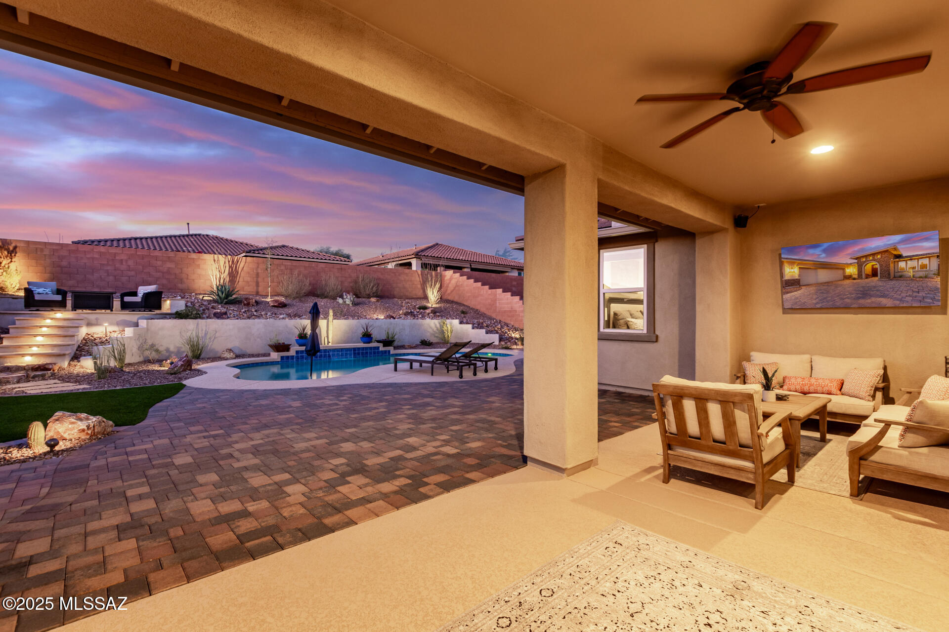 Golden Barrel Place At Dove Mountain SQ20141710079 - Residential