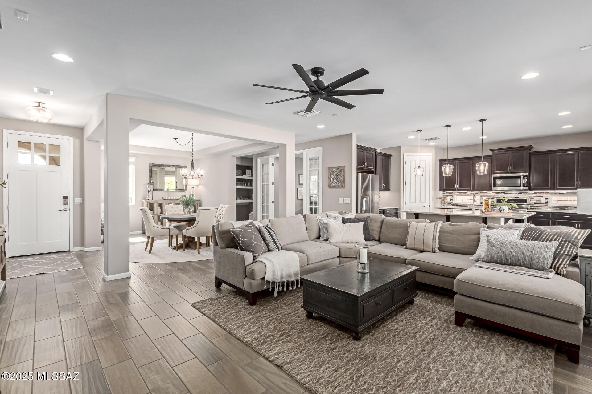 Golden Barrel Place At Dove Mountain SQ20141710079 - Residential