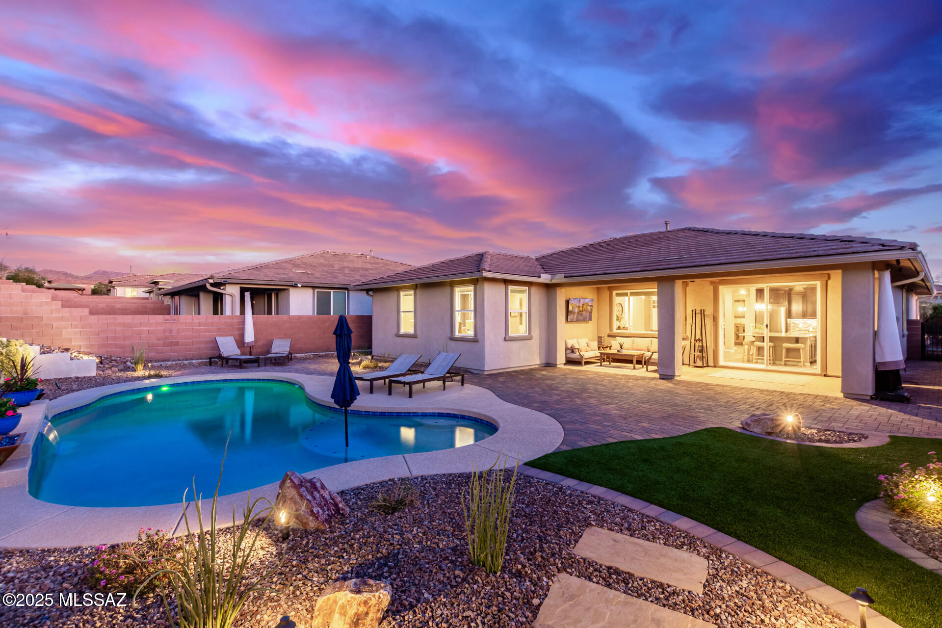 Golden Barrel Place At Dove Mountain SQ20141710079 - Residential
