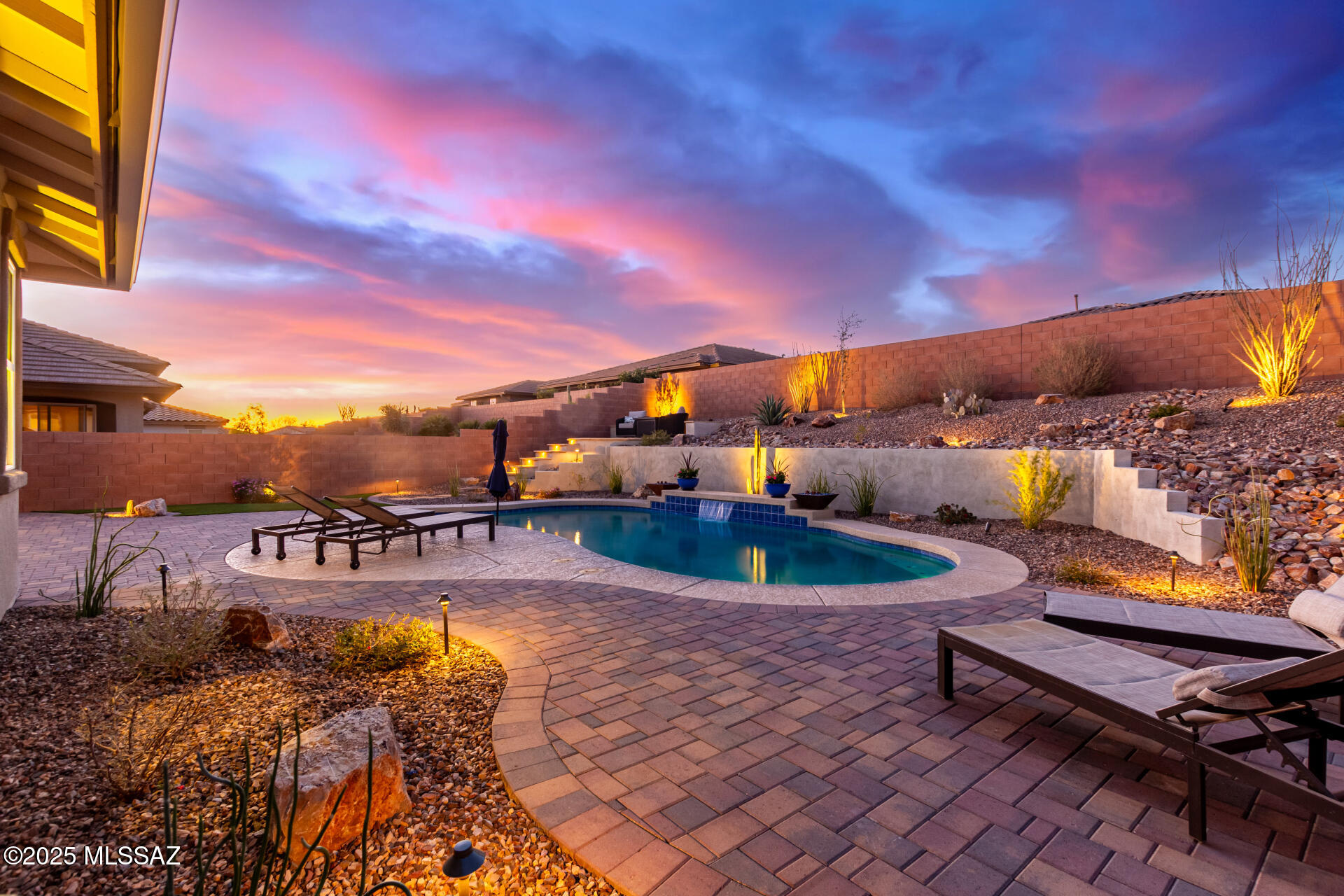 Golden Barrel Place At Dove Mountain SQ20141710079 - Residential