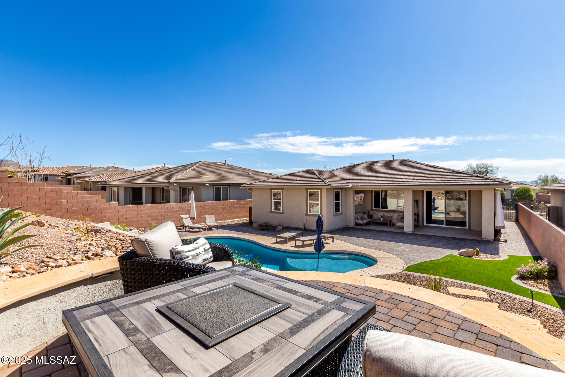 Golden Barrel Place At Dove Mountain SQ20141710079 - Residential