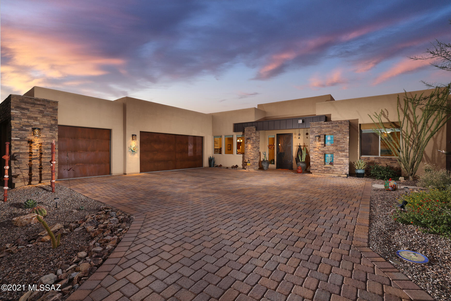 Boulder Bridge Pass At Dove Mountain SQ20132910078 - Residential