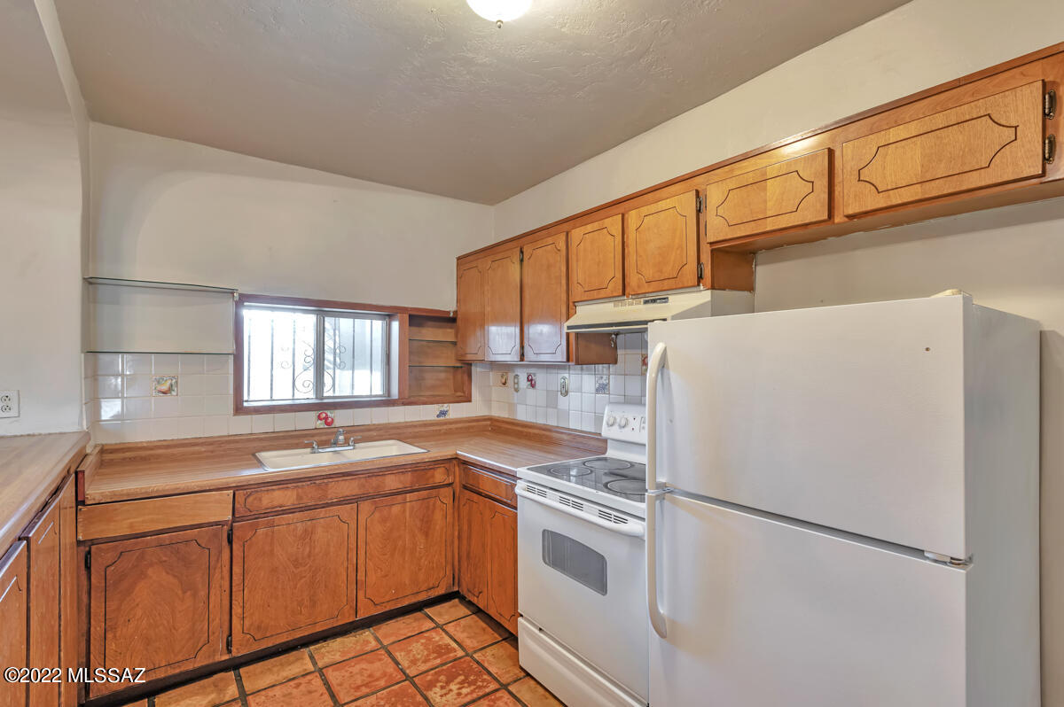Home Addition NO. 2 - Residential Lease