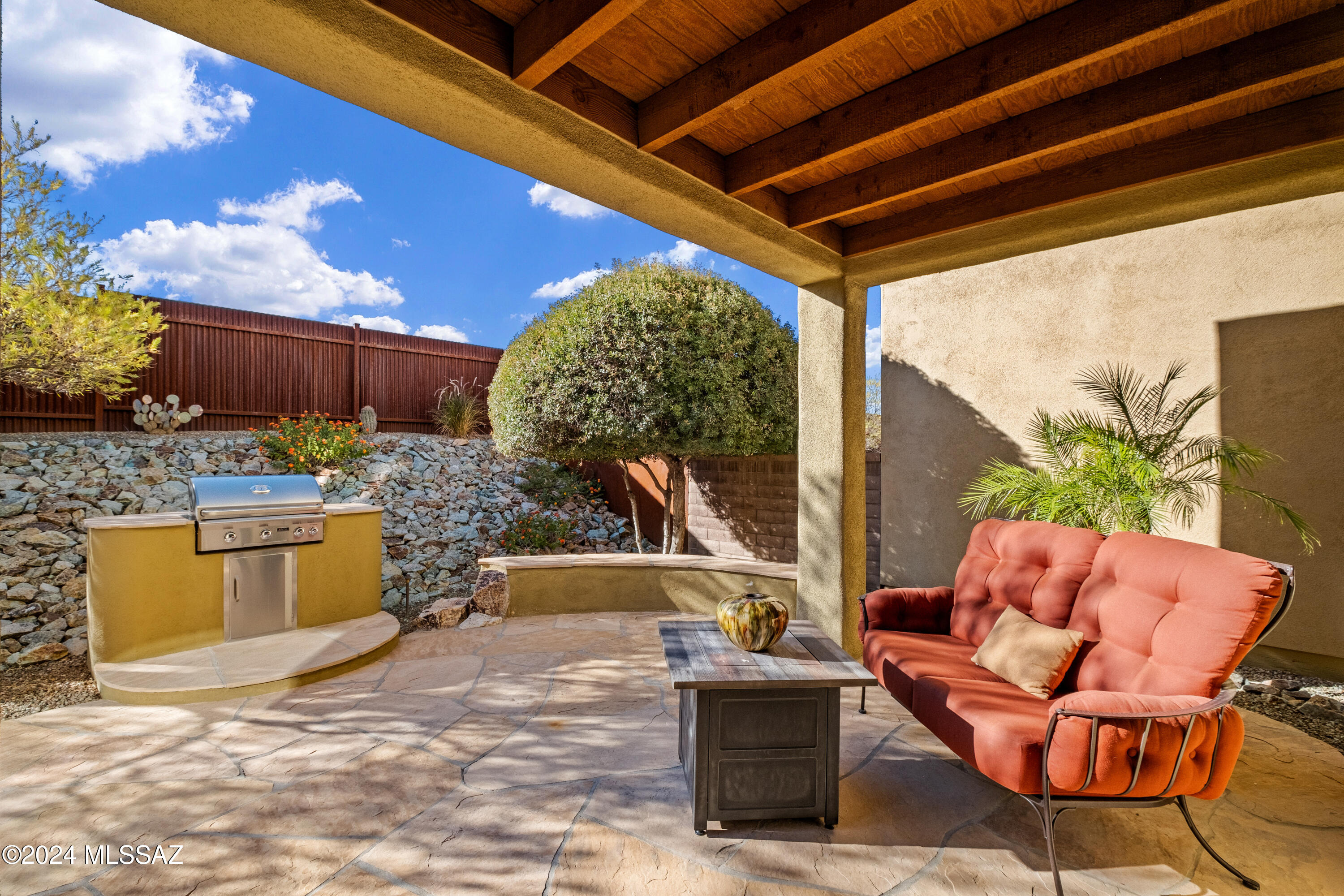 Oasis Harrison - Residential