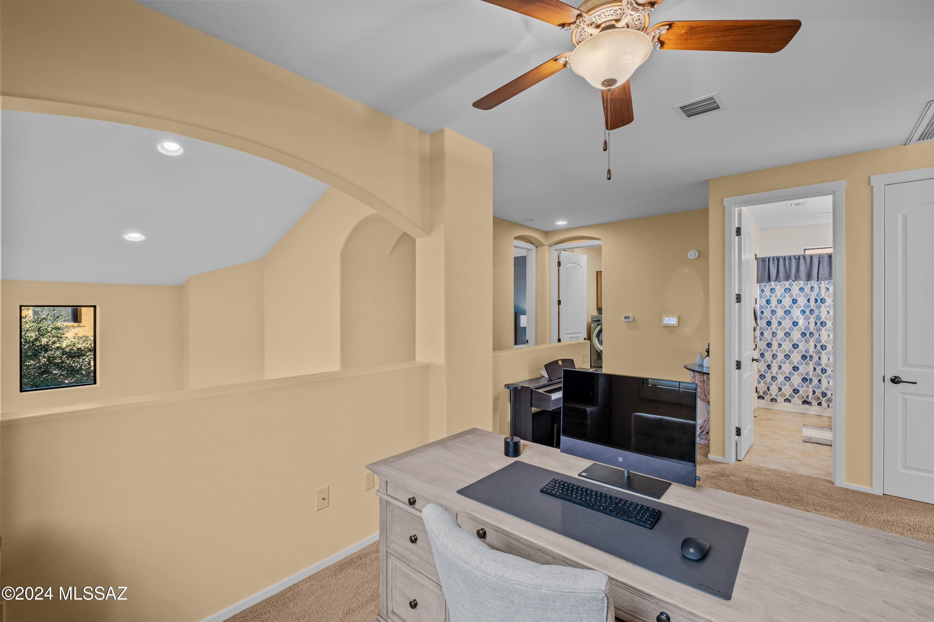 Oasis Harrison - Residential