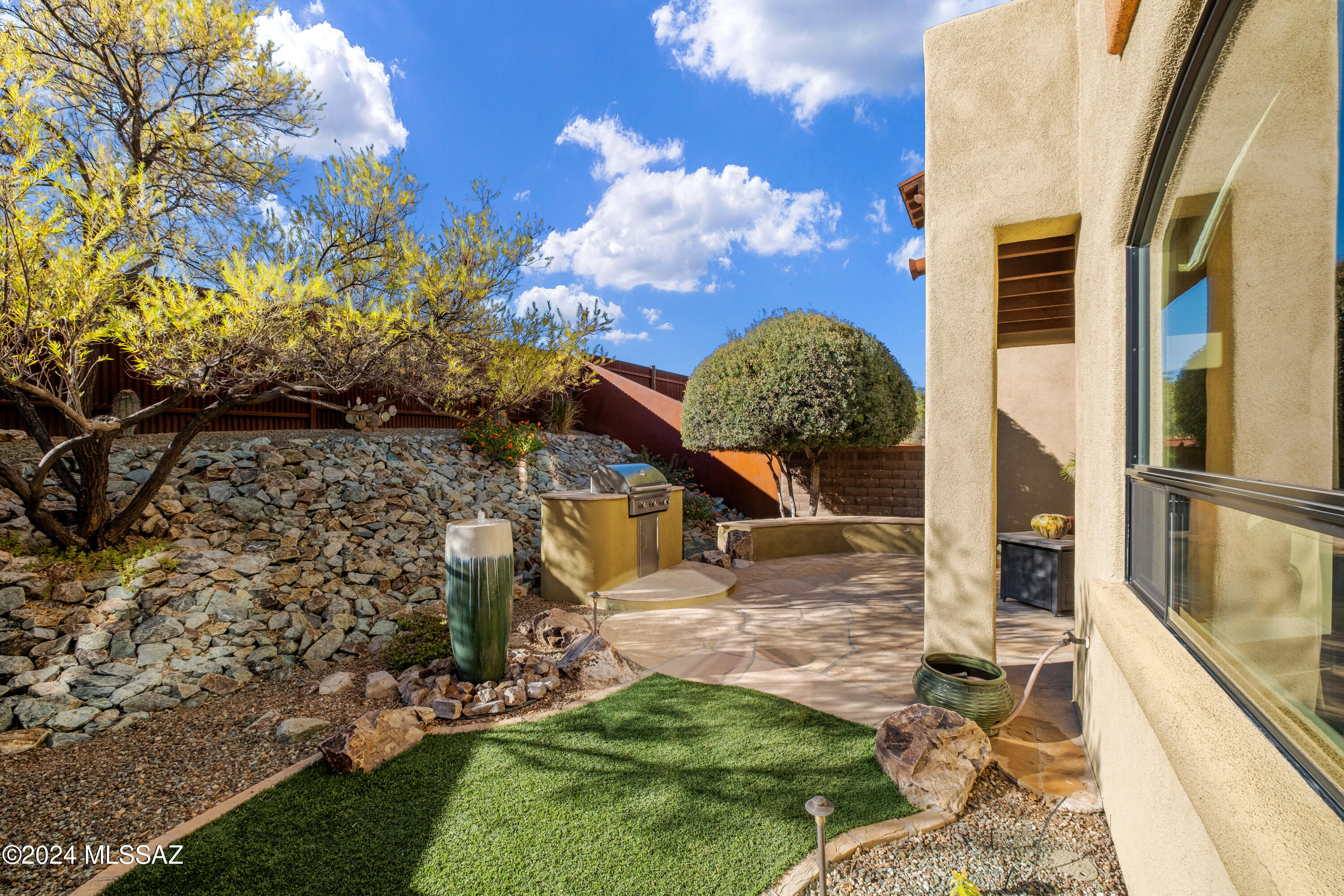 Oasis Harrison - Residential
