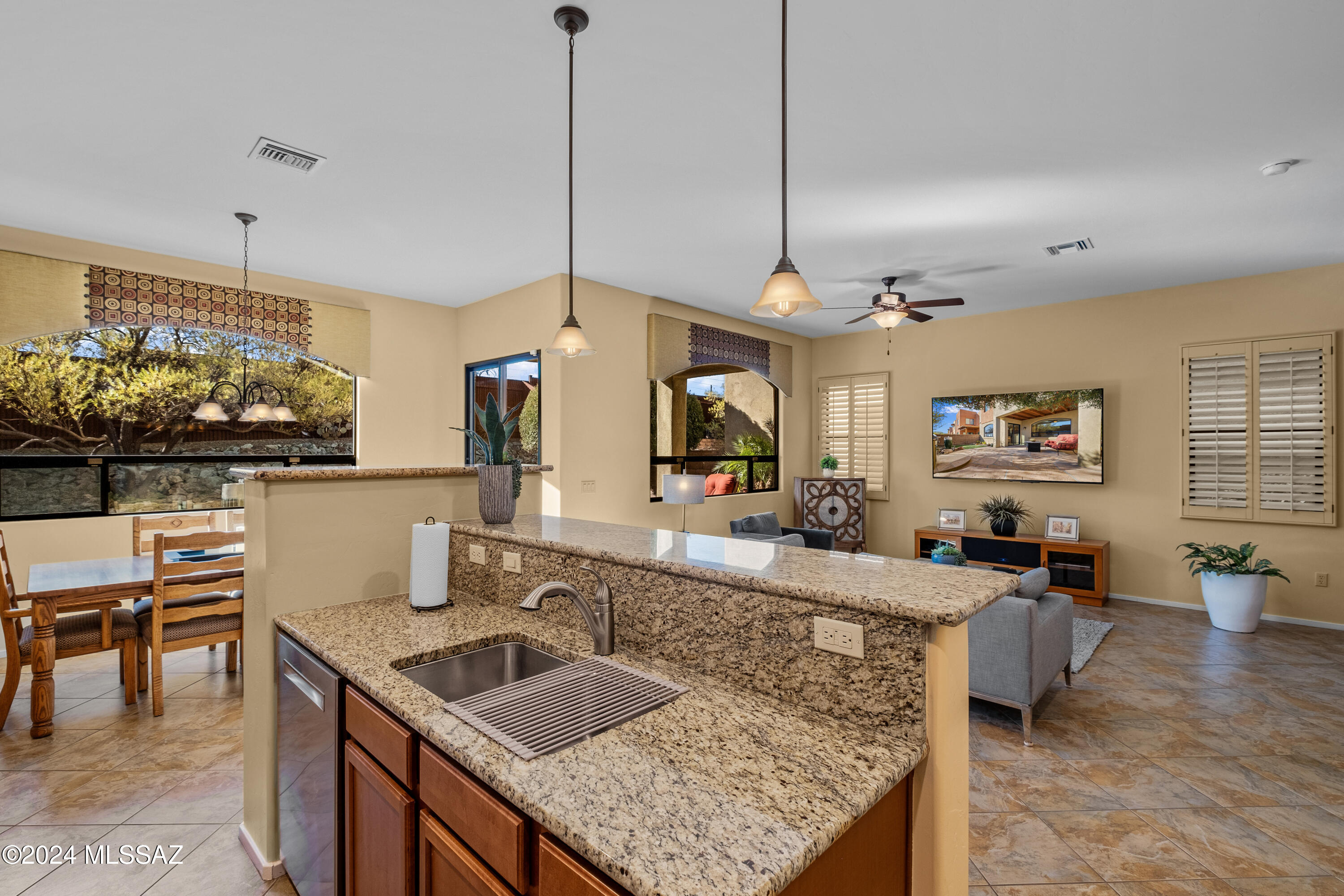 Oasis Harrison - Residential