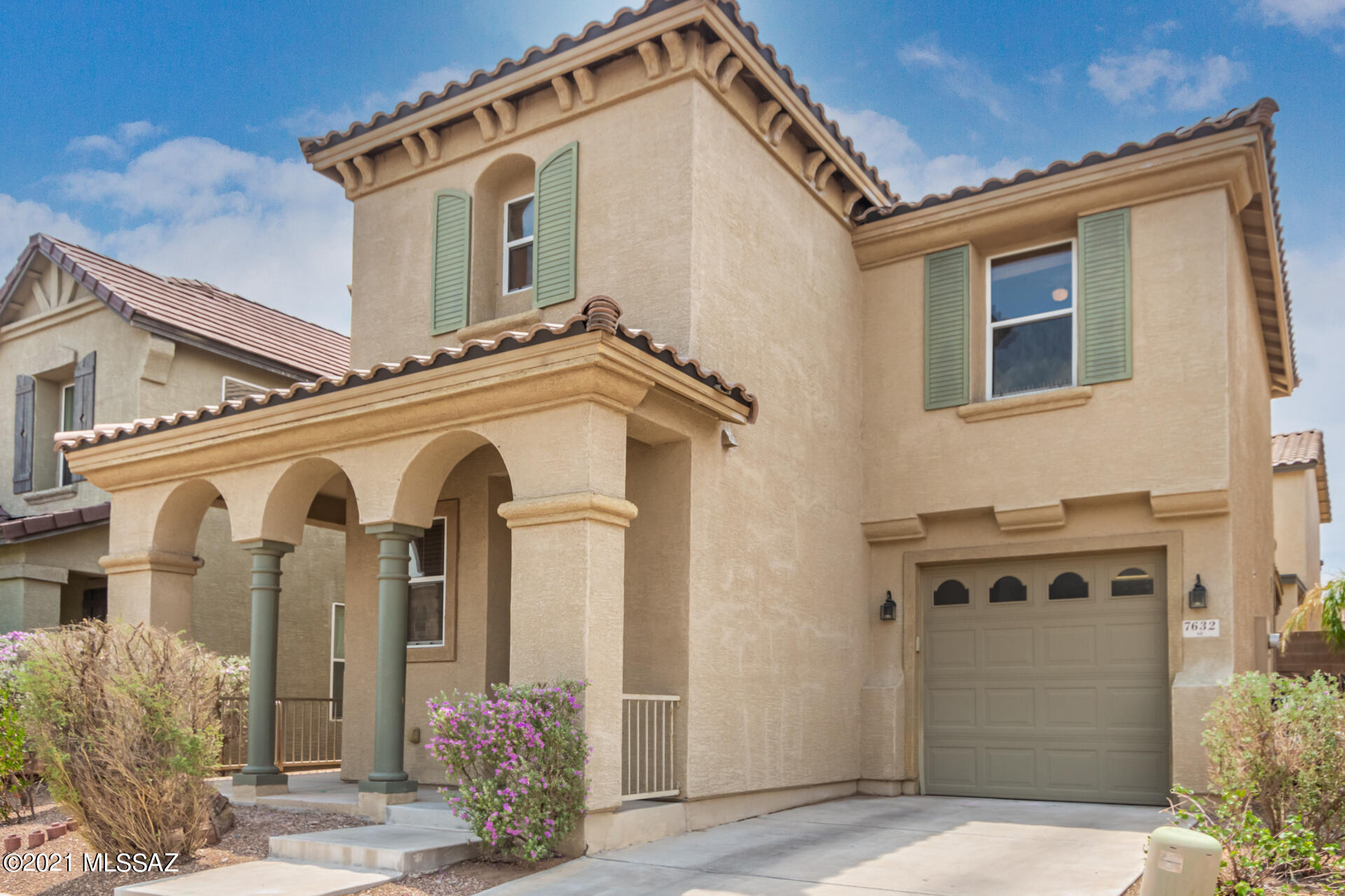 Pantano Overlook - Residential