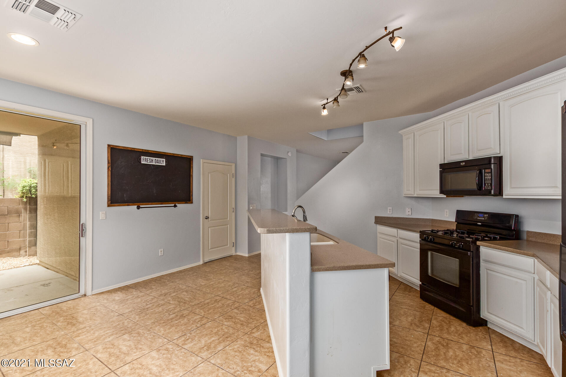 Pantano Overlook - Residential