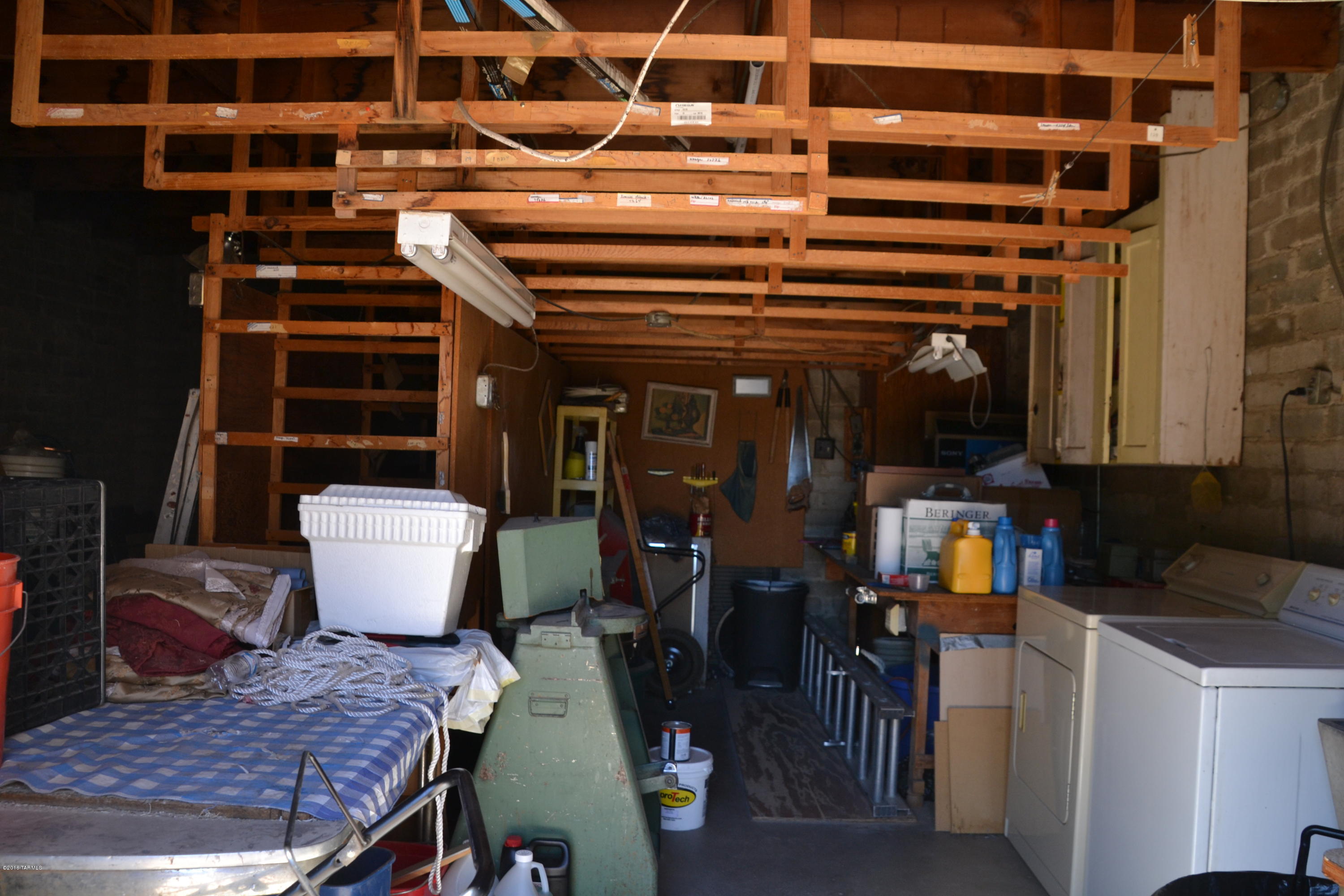 Catalina Poultry Acres NO 3 - Residential