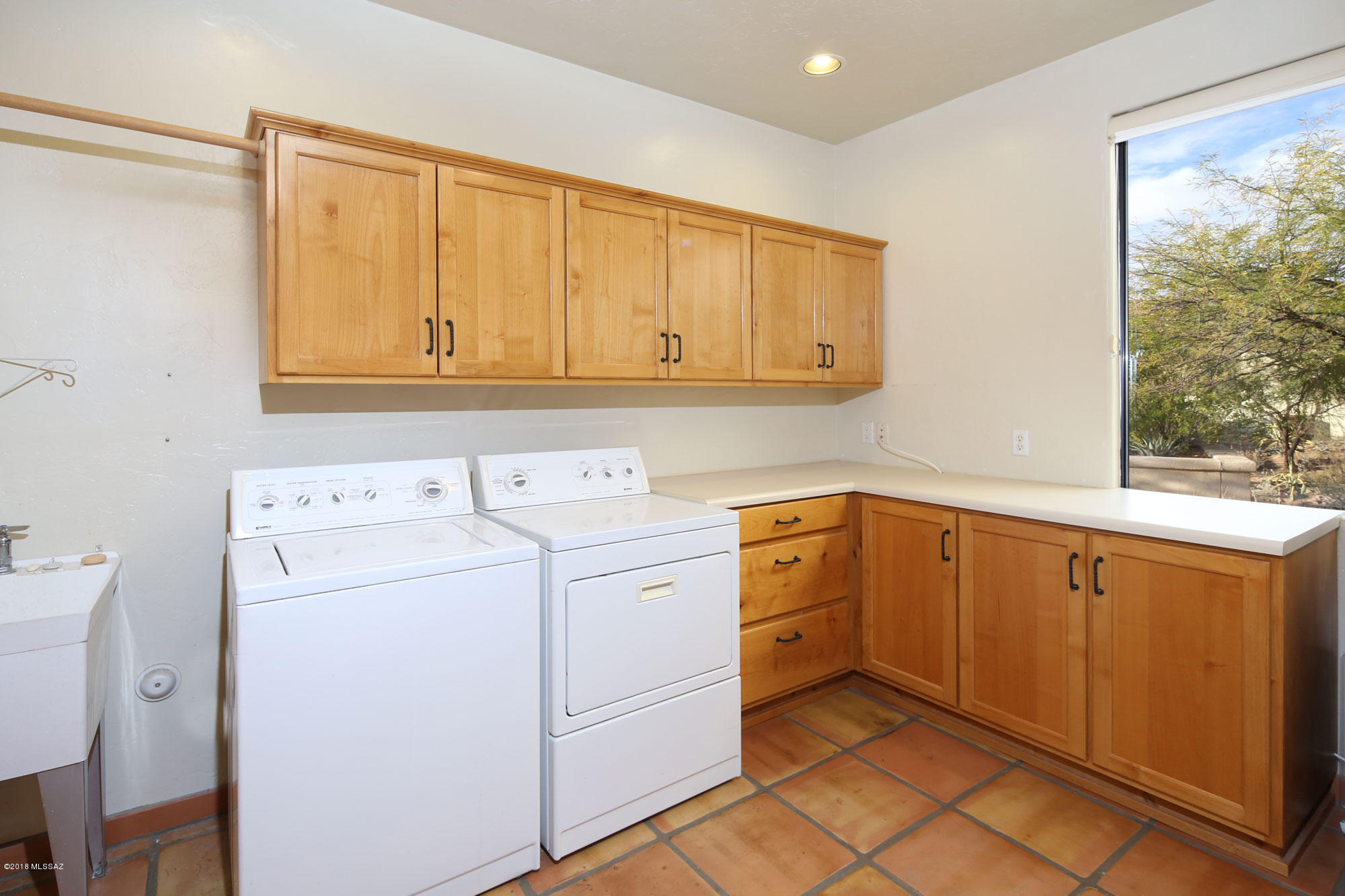 Canada Hills Est Phase ll (42-130) - Residential