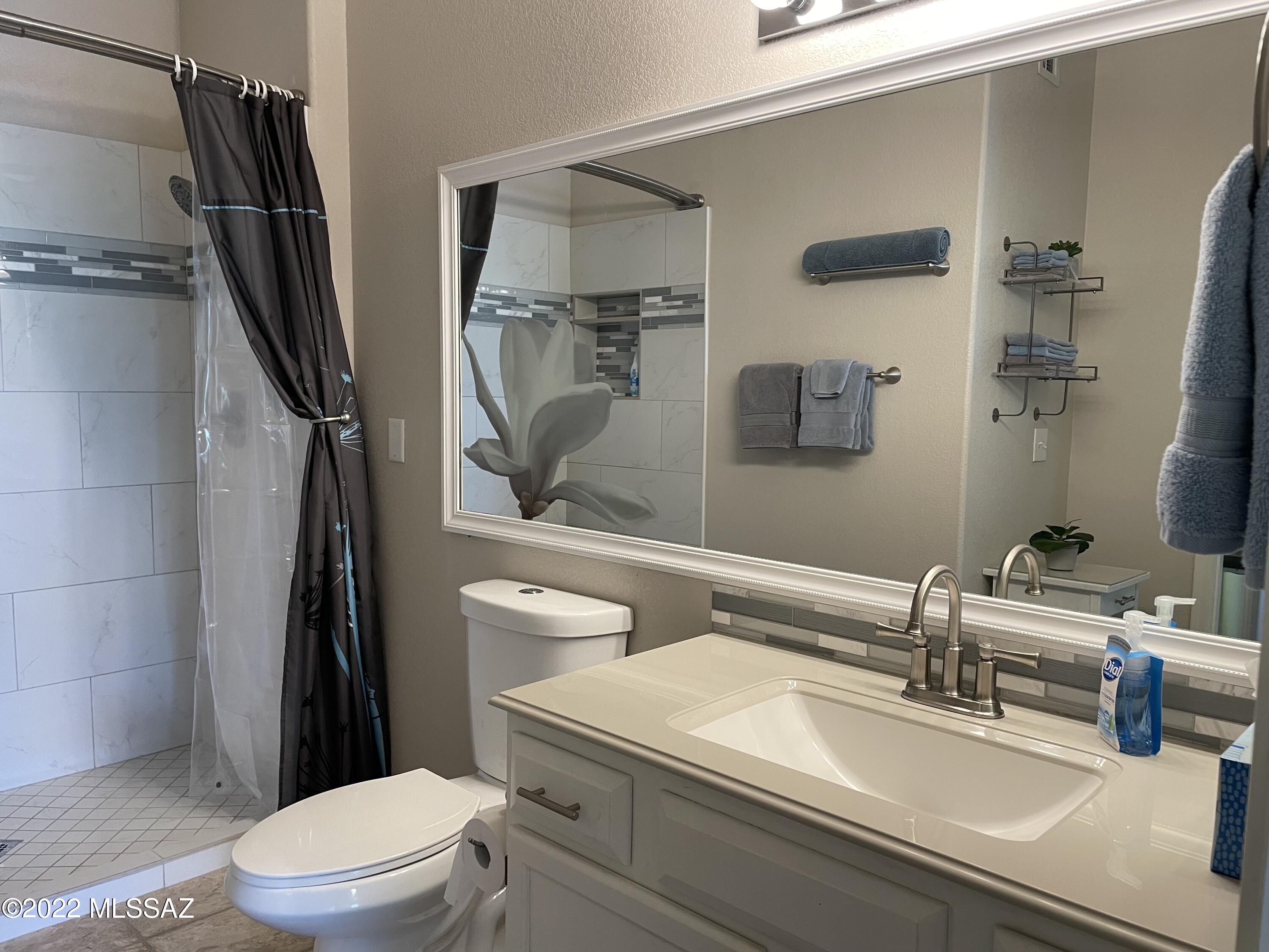 Pinnacle Canyon Condominium - Residential Lease