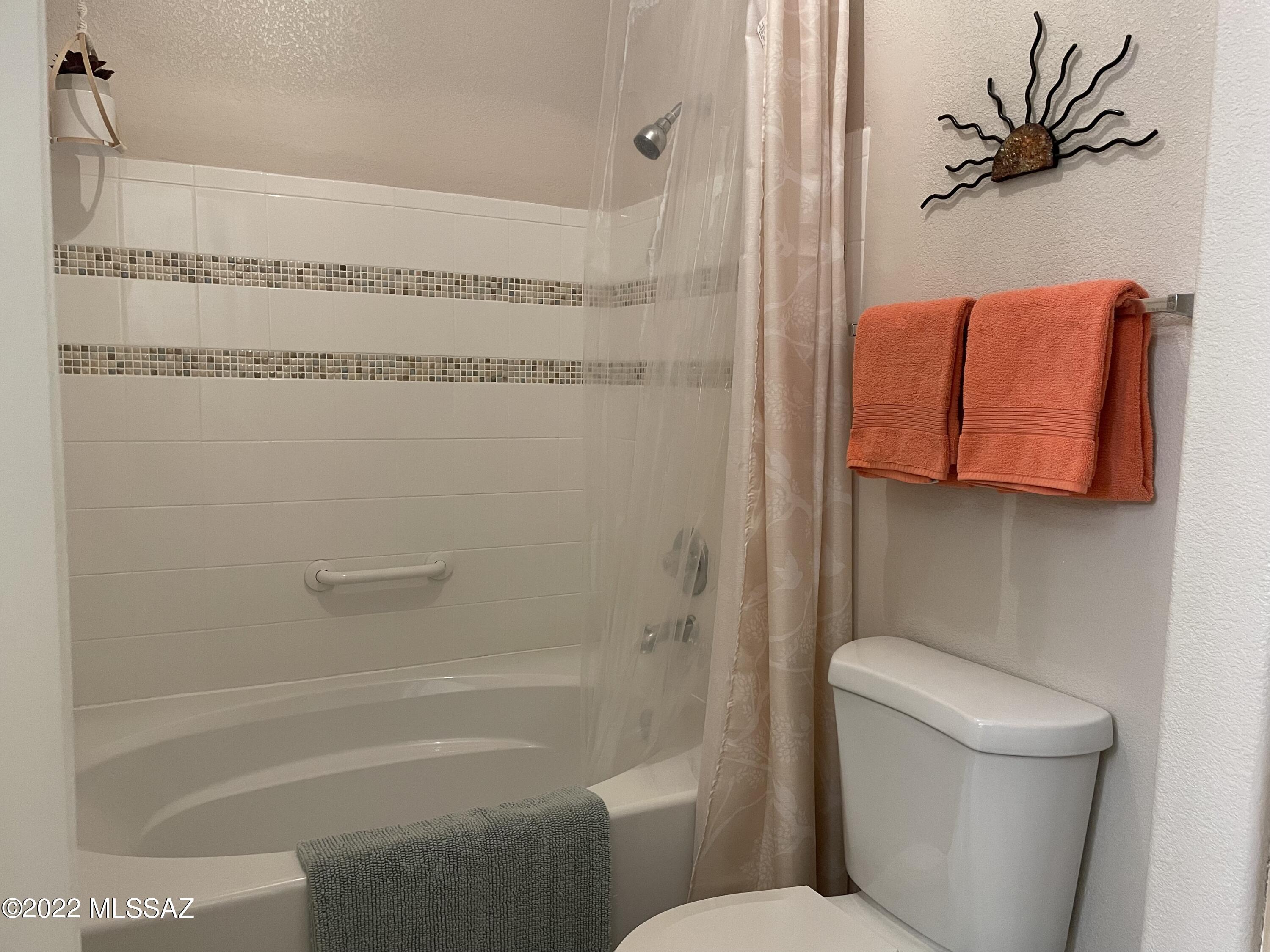 Pinnacle Canyon Condominium - Residential Lease
