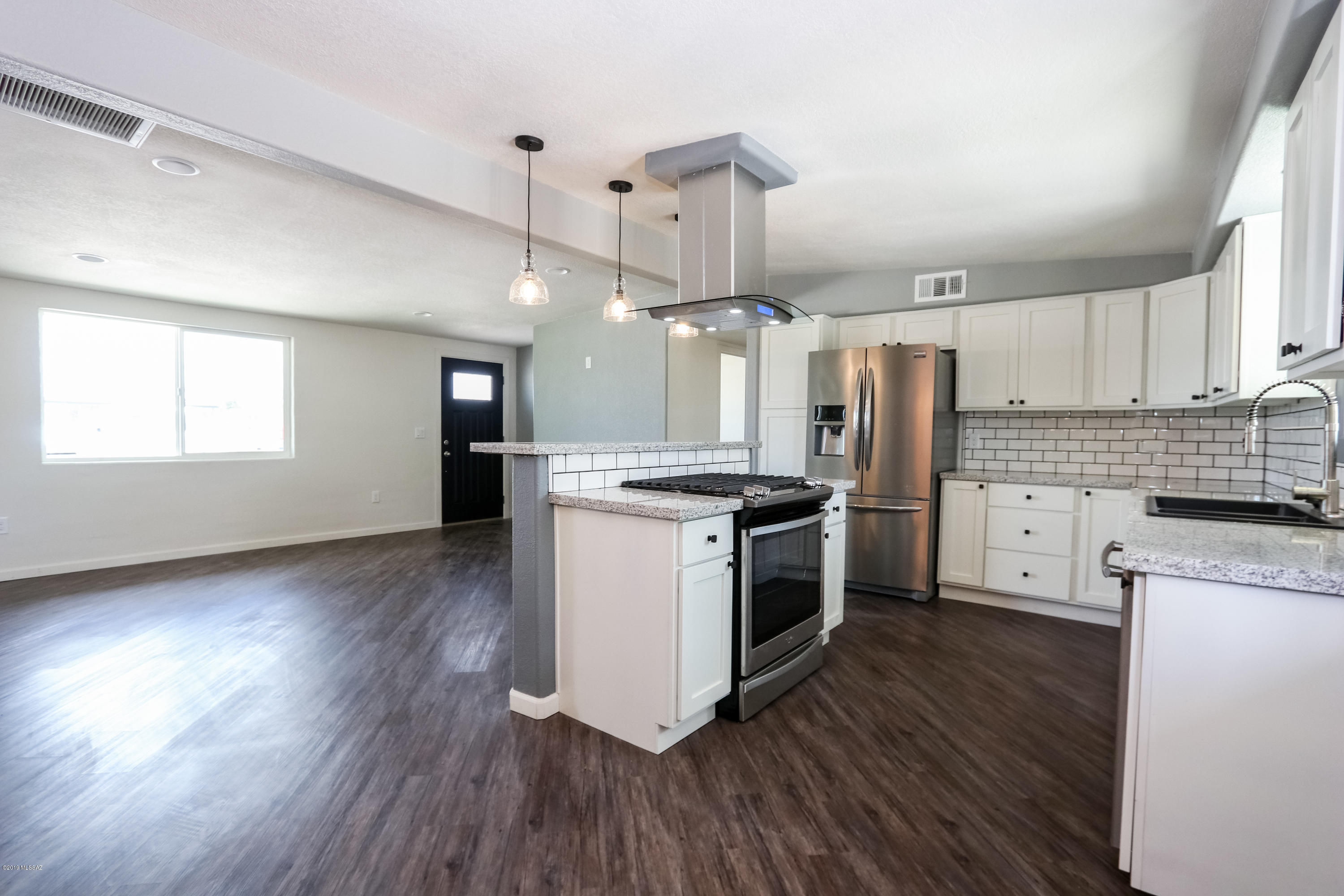 South Manor - Residential