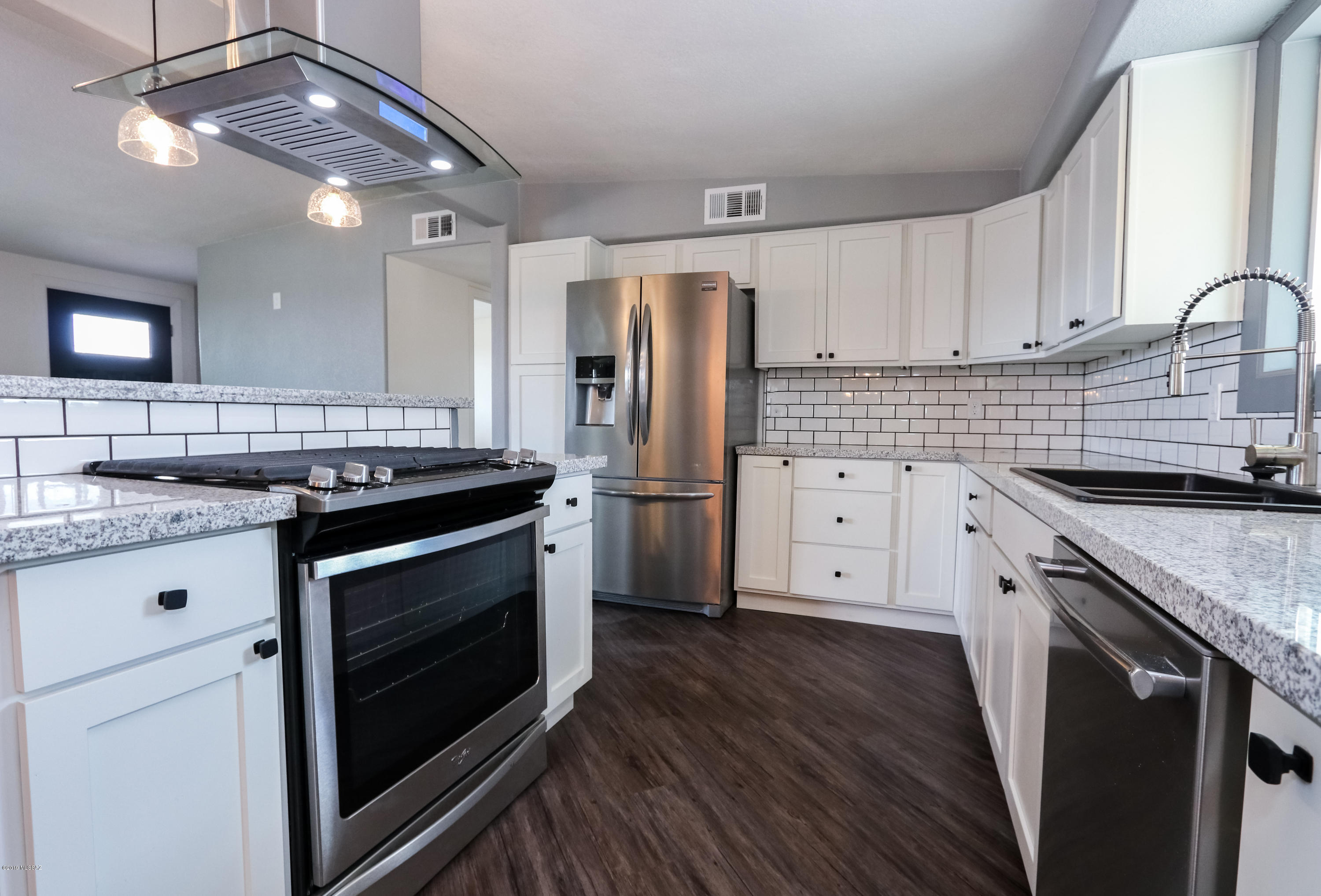 South Manor - Residential