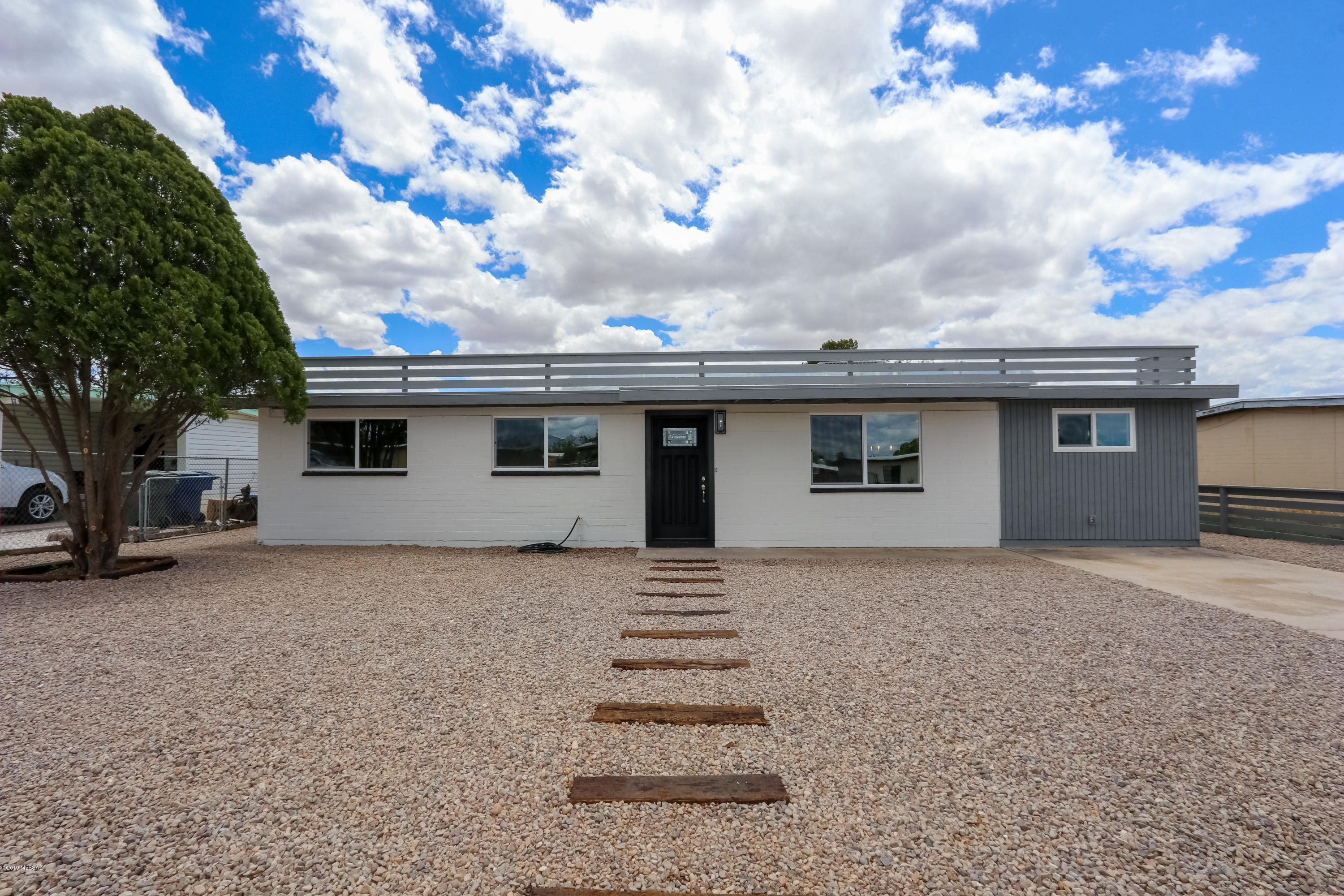 South Manor - Residential