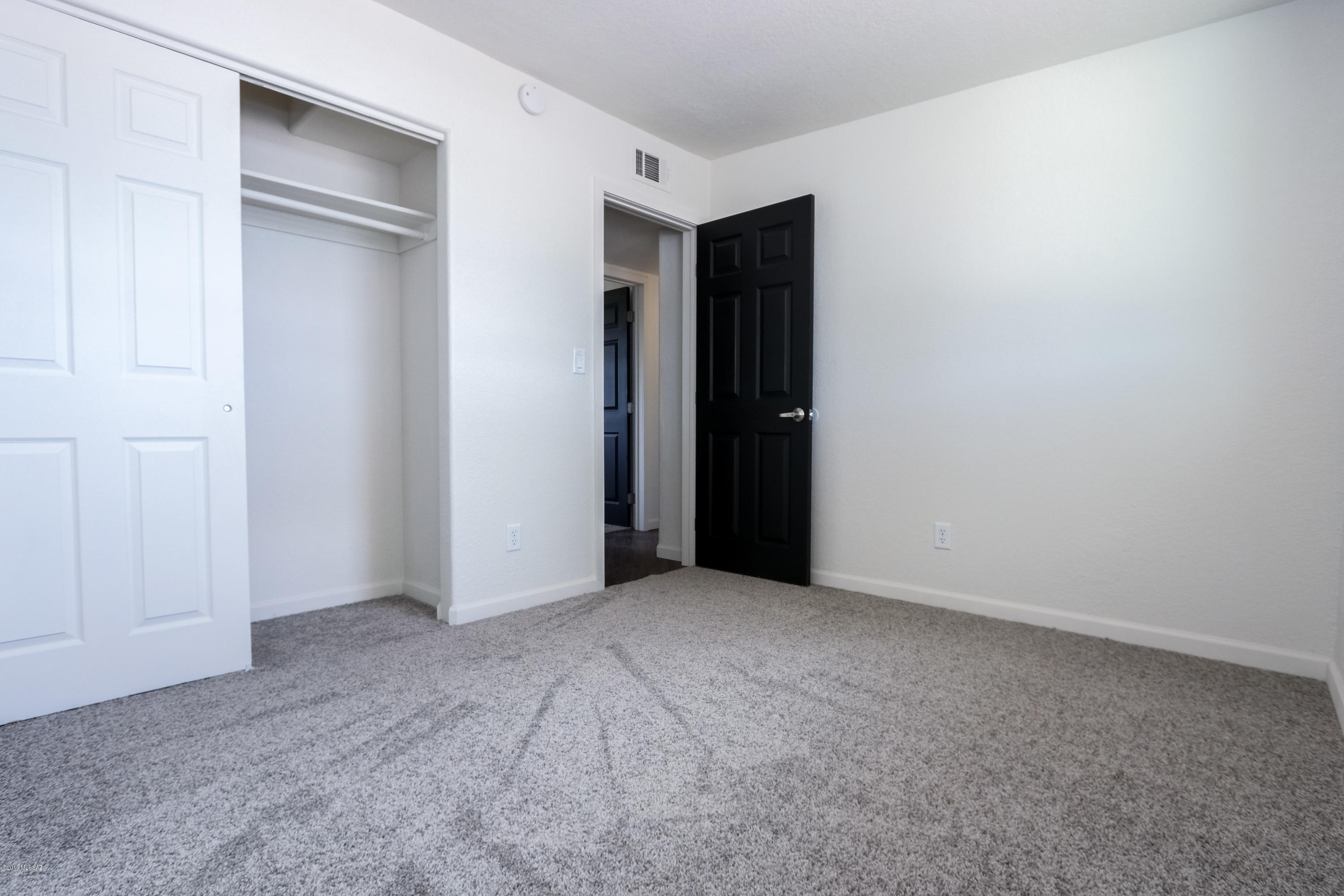 South Manor - Residential