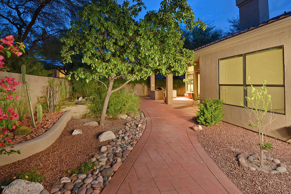 Ventana Canyon Golf Villas - Residential