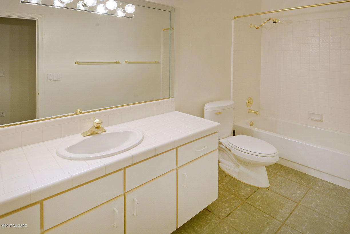 Ventana Canyon Golf Villas - Residential