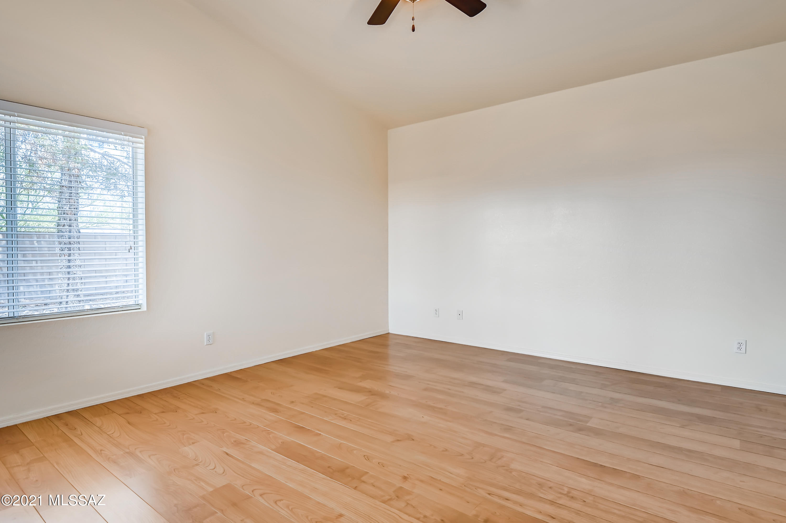 Bristol Park Resubdivision (1-83) - Residential