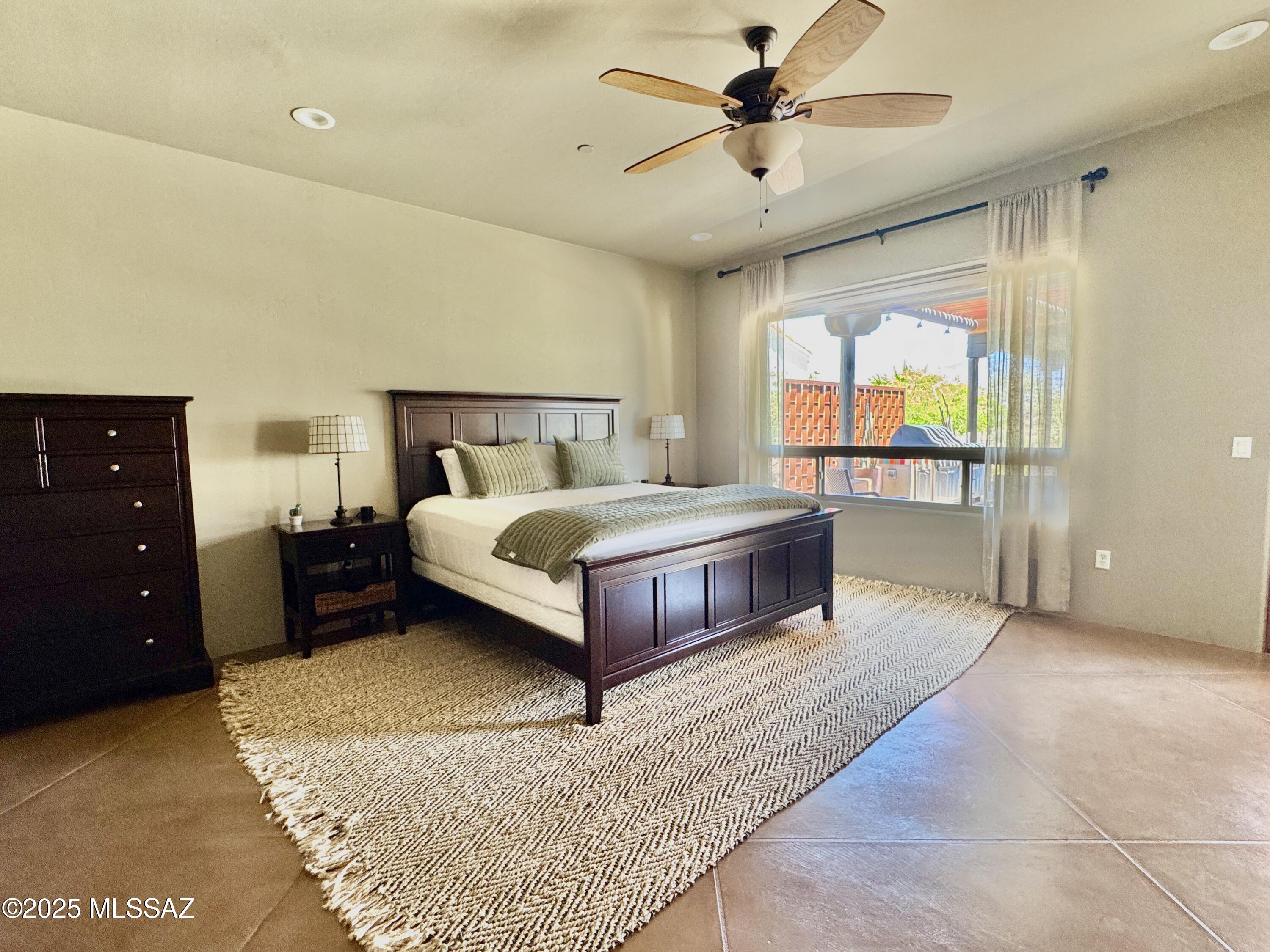 Pusch Ridge Vistas II (1-33) - Residential Lease