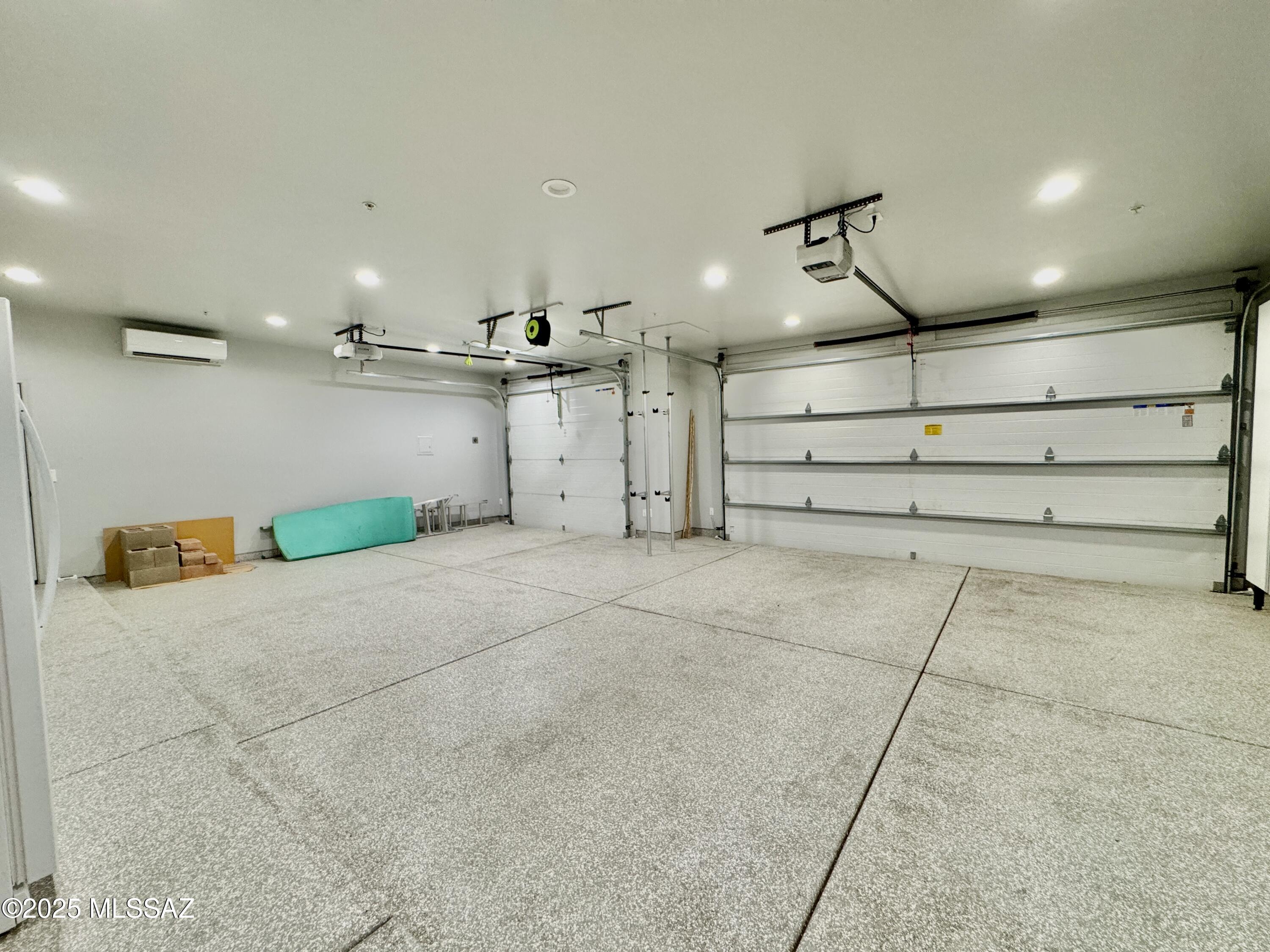 Pusch Ridge Vistas II (1-33) - Residential Lease