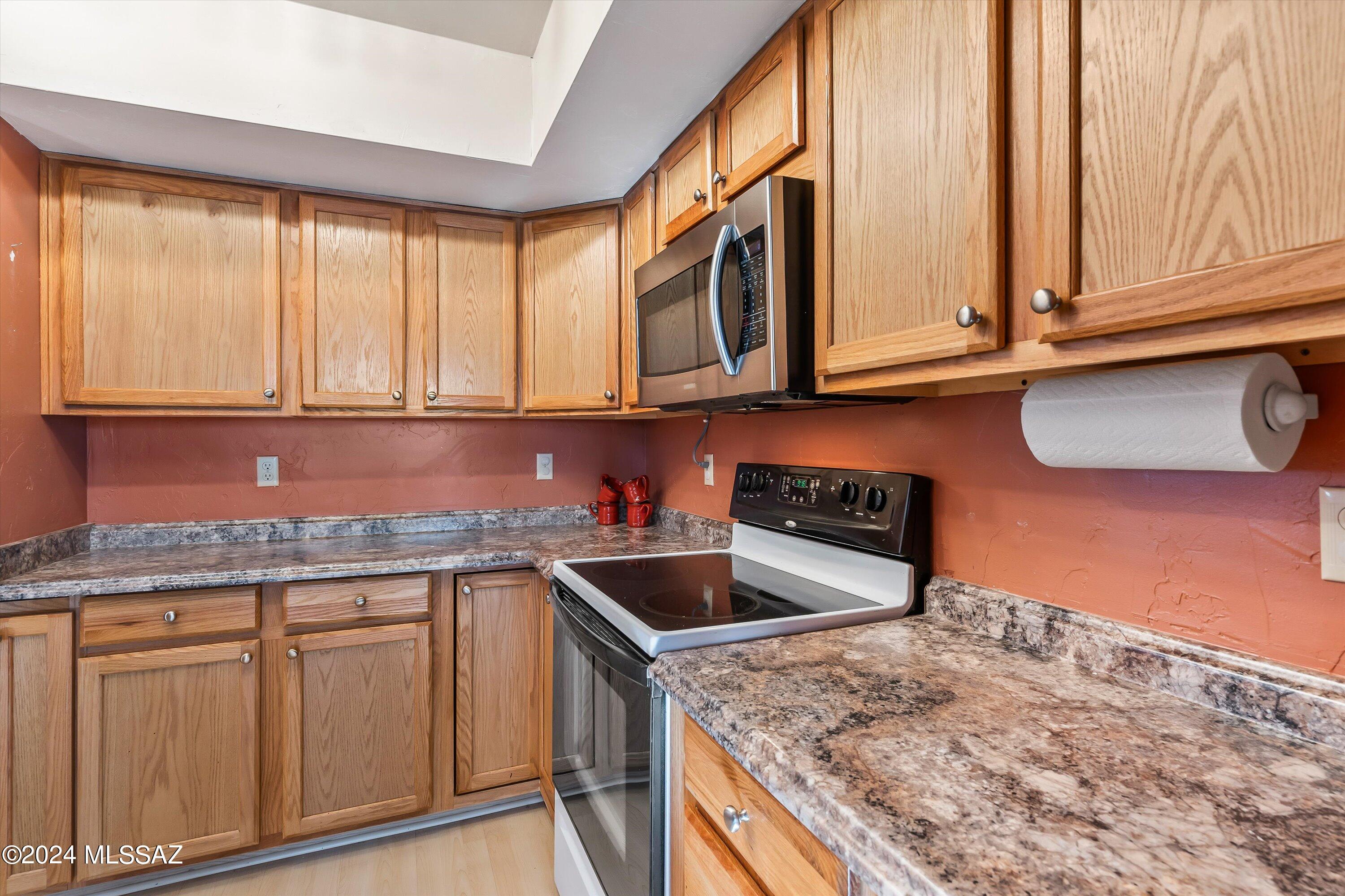 Cloverleaf Townhouses (1-63) - Residential