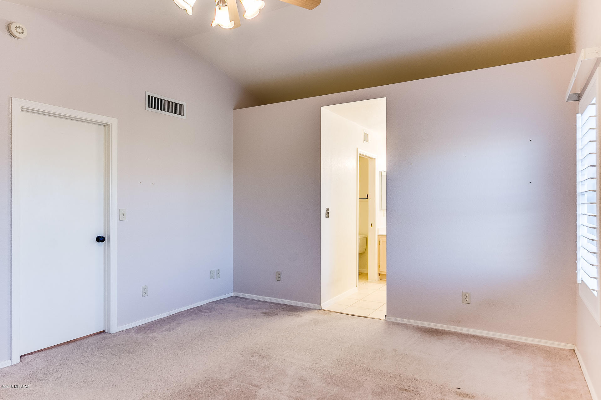 Country Club(1-221) - Residential