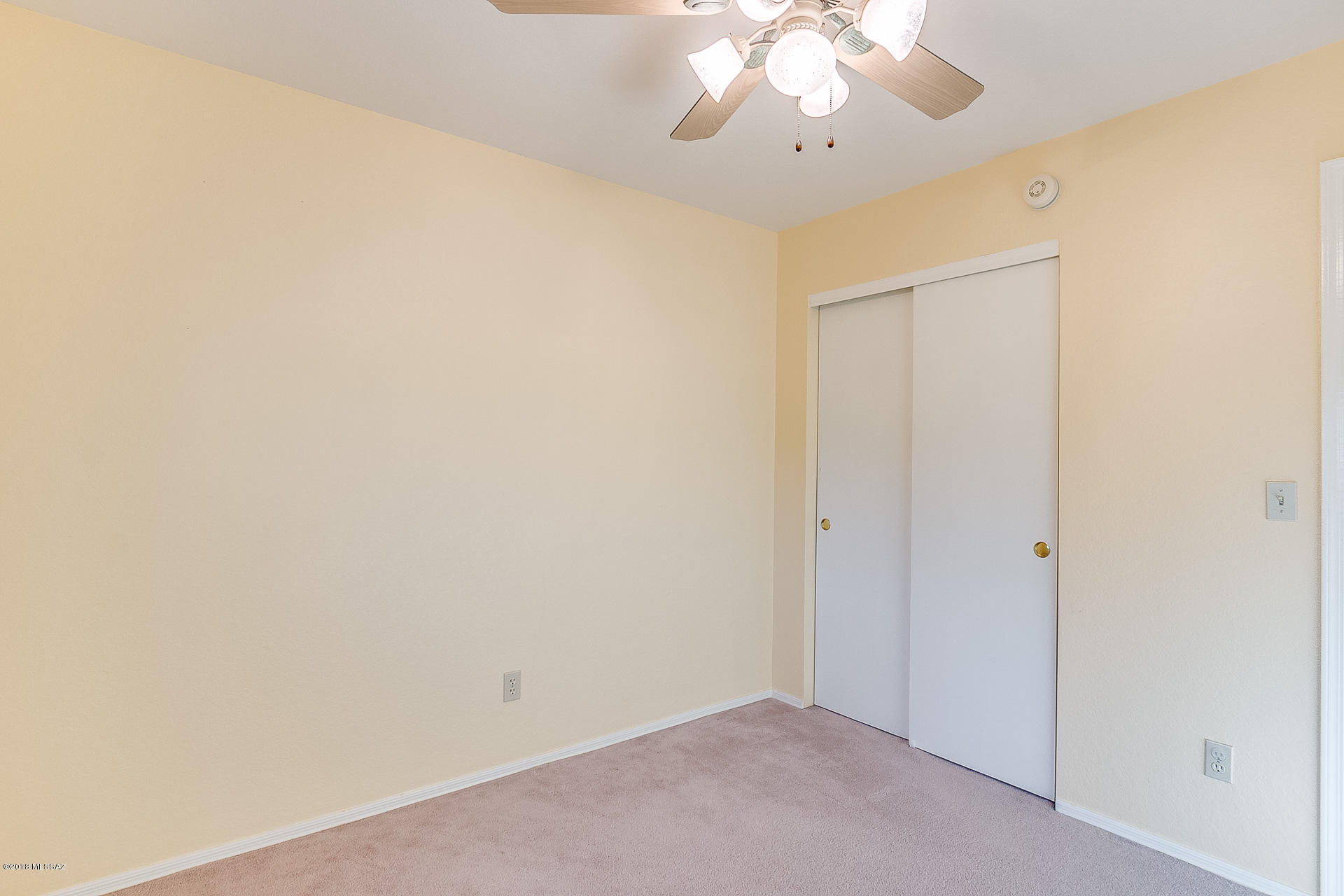 Country Club(1-221) - Residential