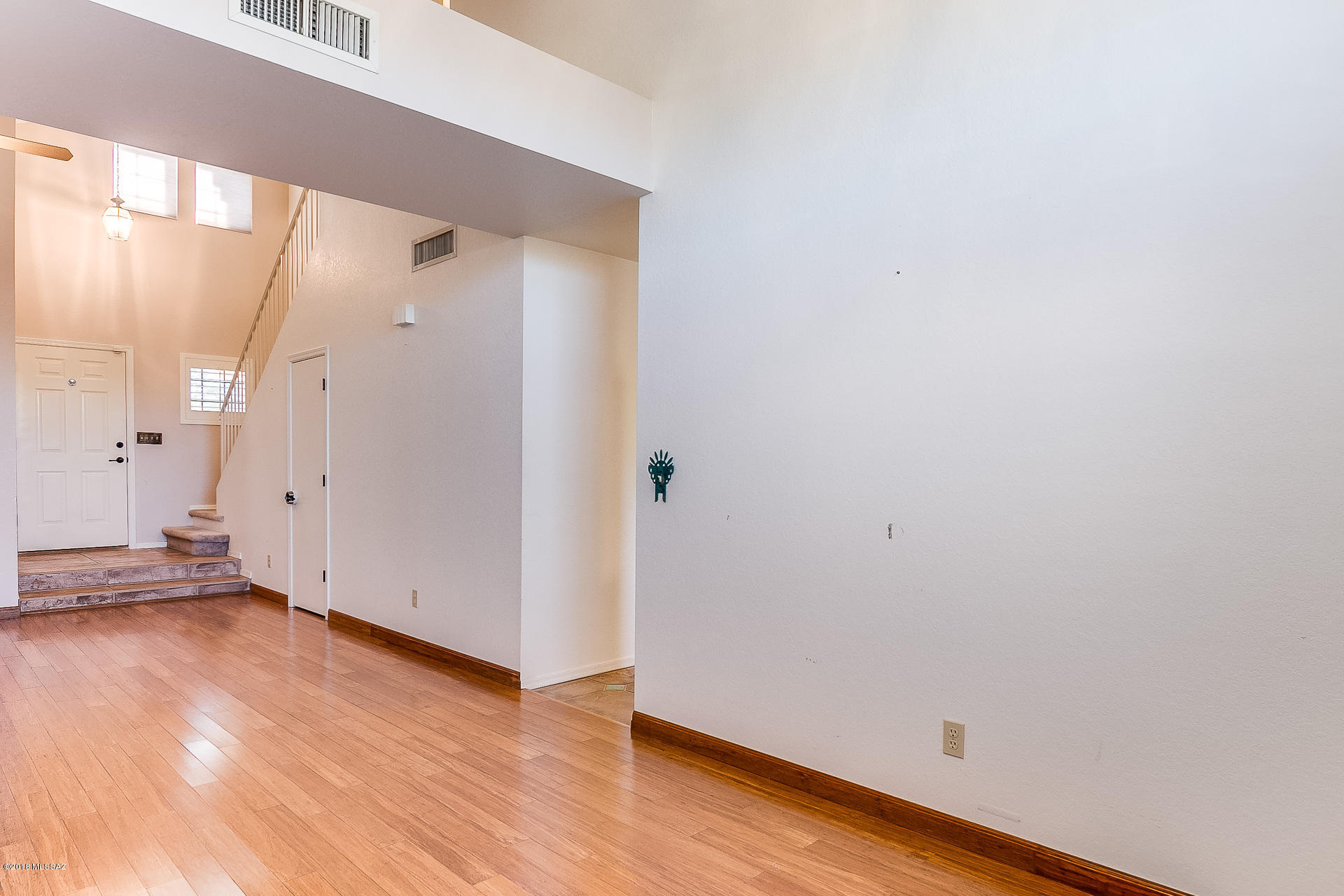 Country Club(1-221) - Residential