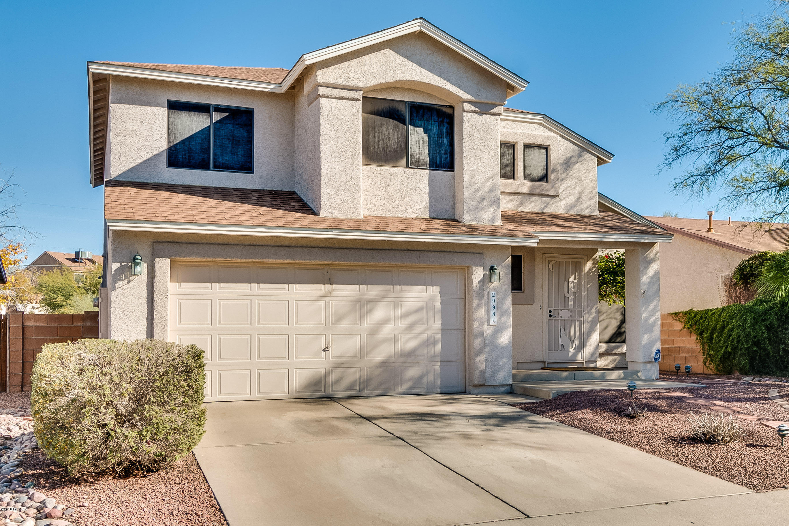 Country Club(1-221) - Residential
