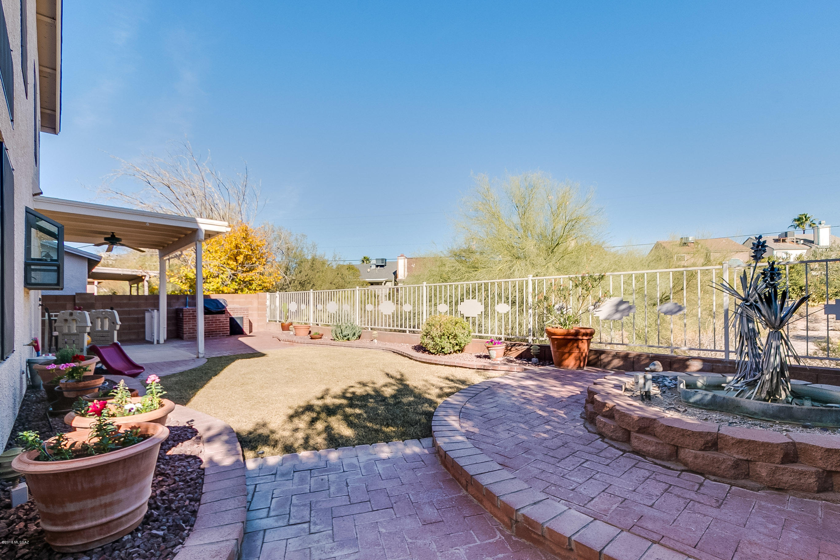 Country Club(1-221) - Residential