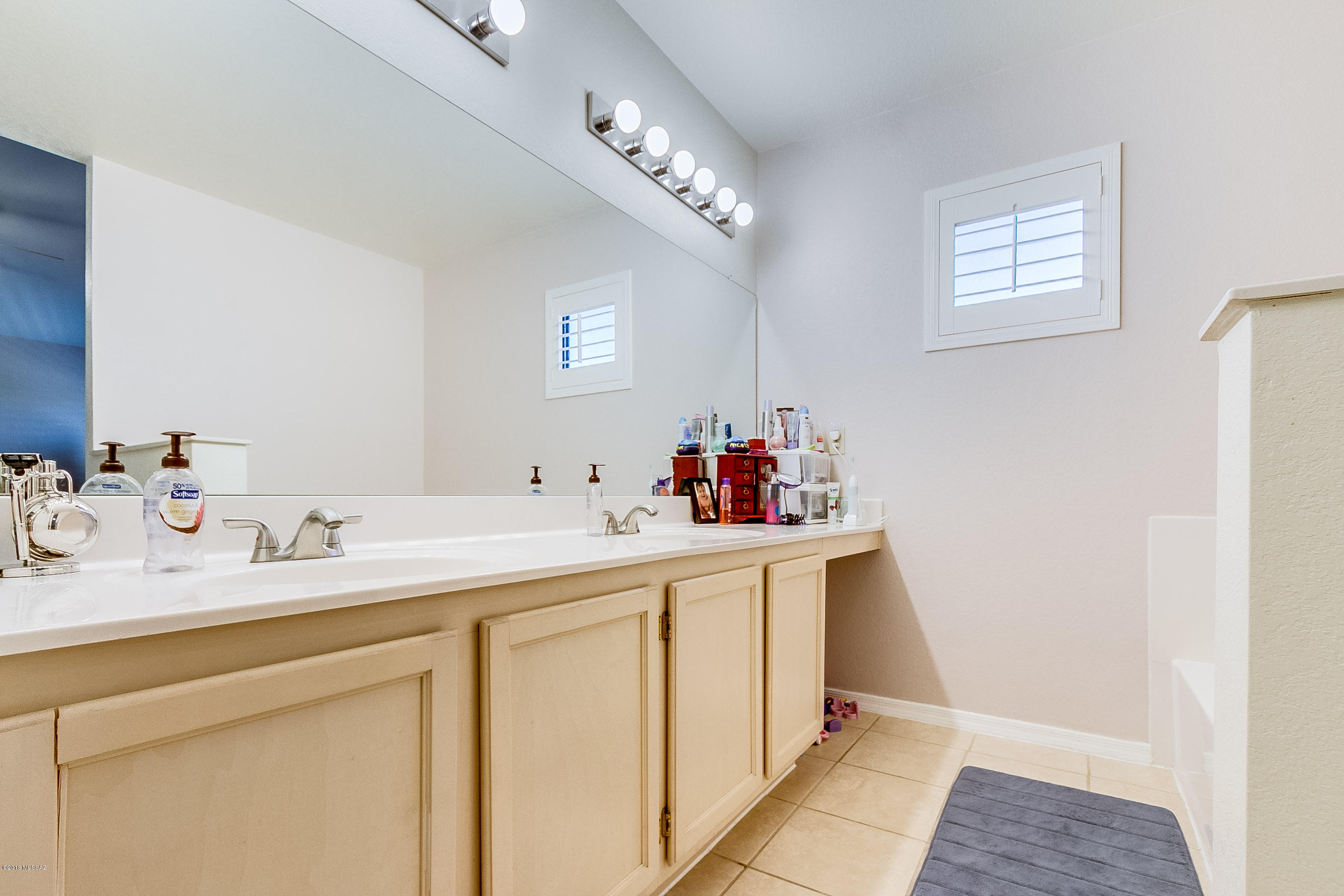 Country Club(1-221) - Residential
