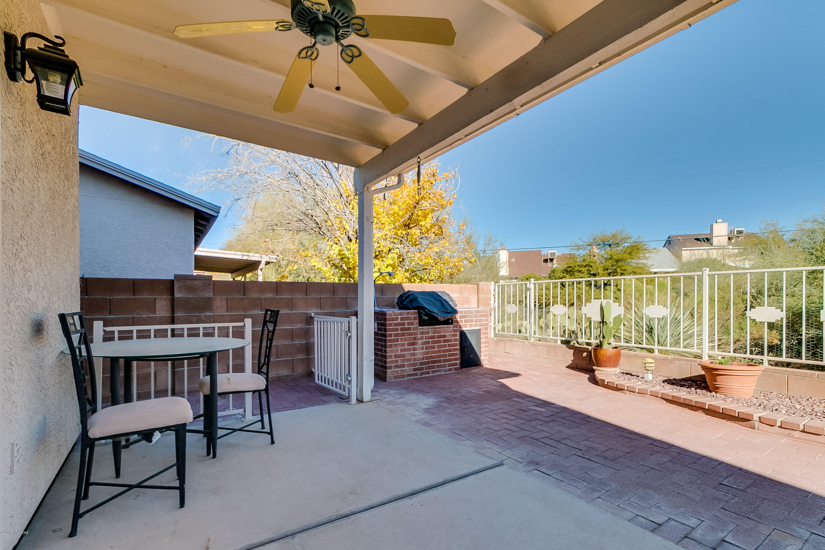 Country Club(1-221) - Residential