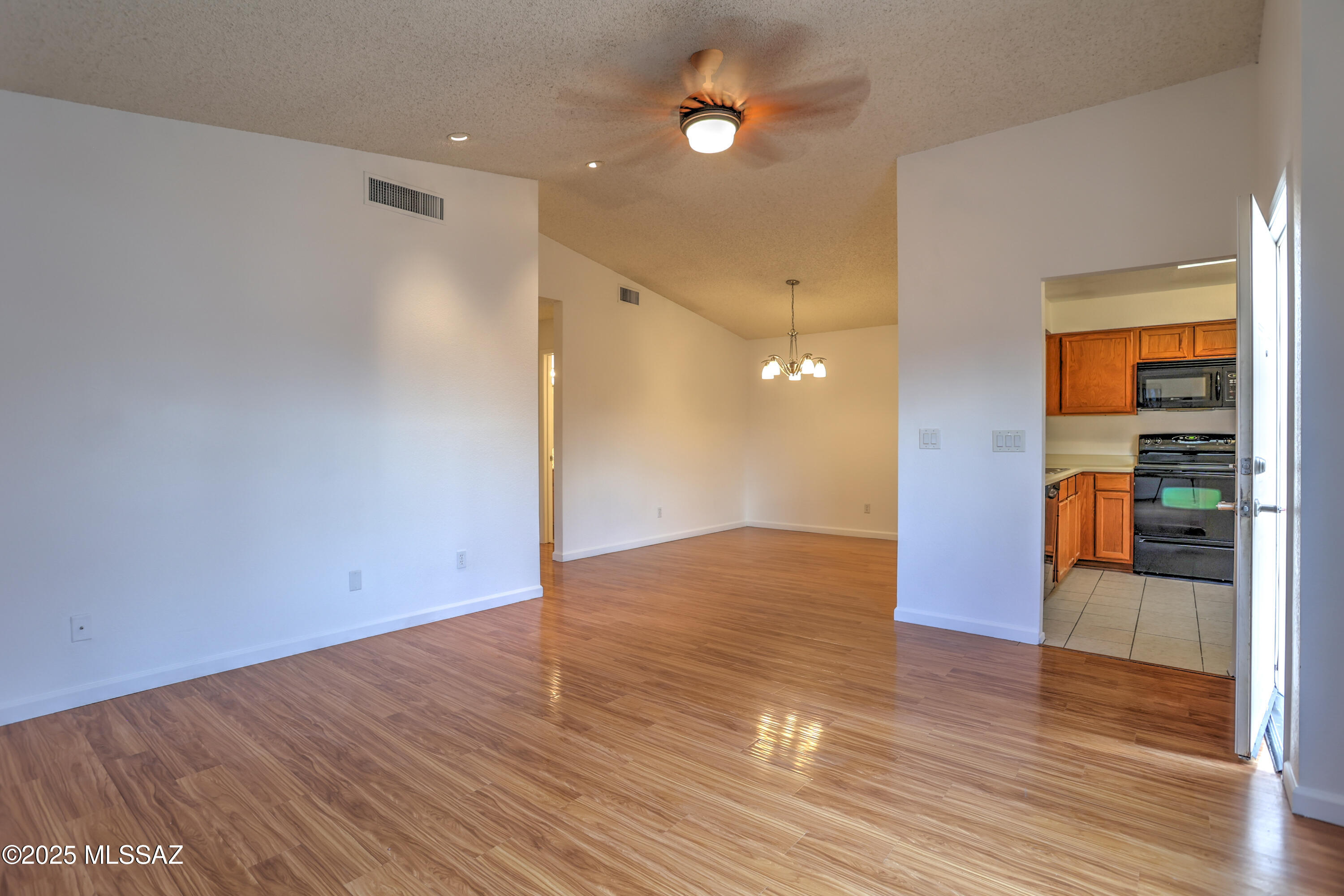 Casitas De Palo Santo (1-225) - Residential