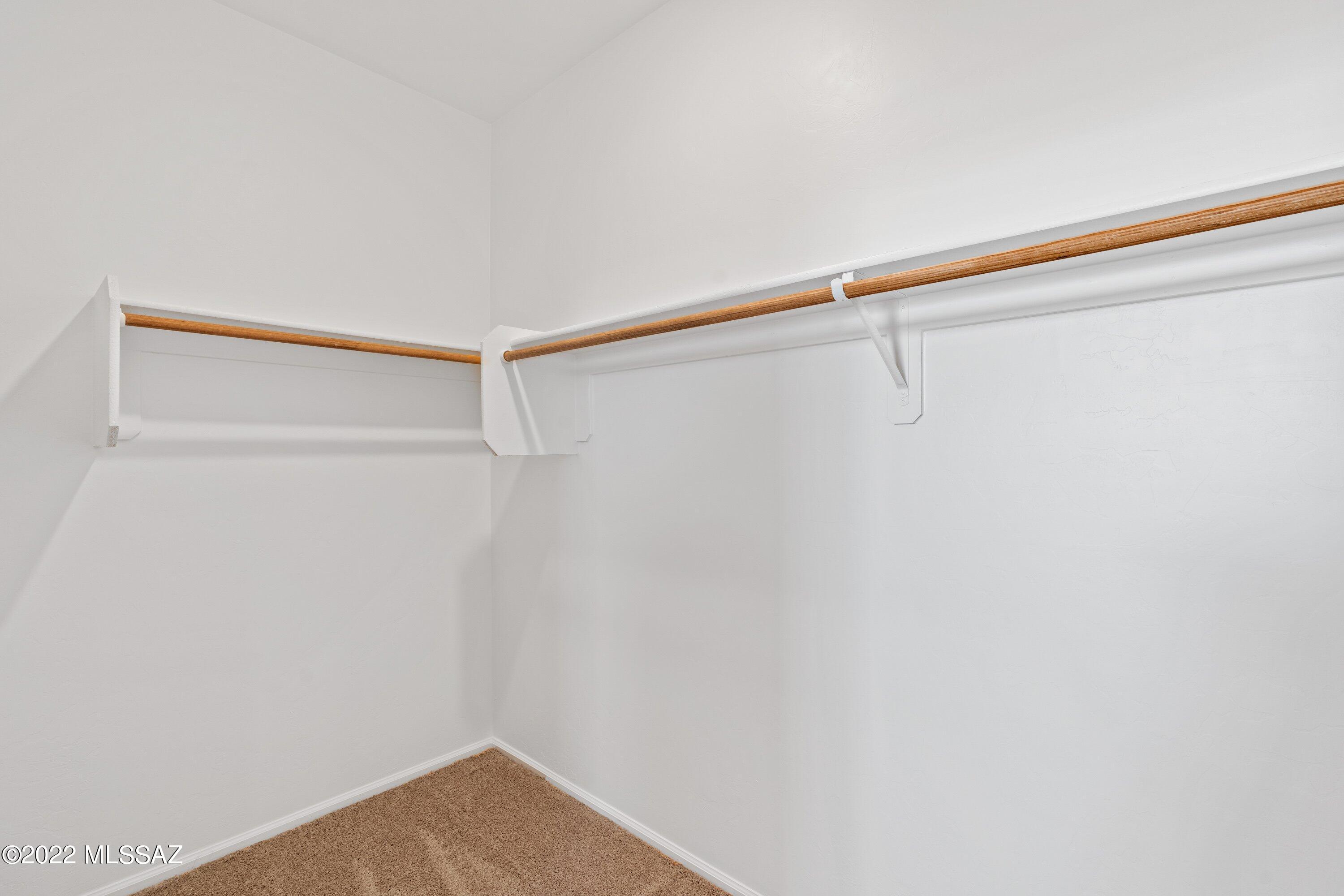 Valencia - Residential Lease