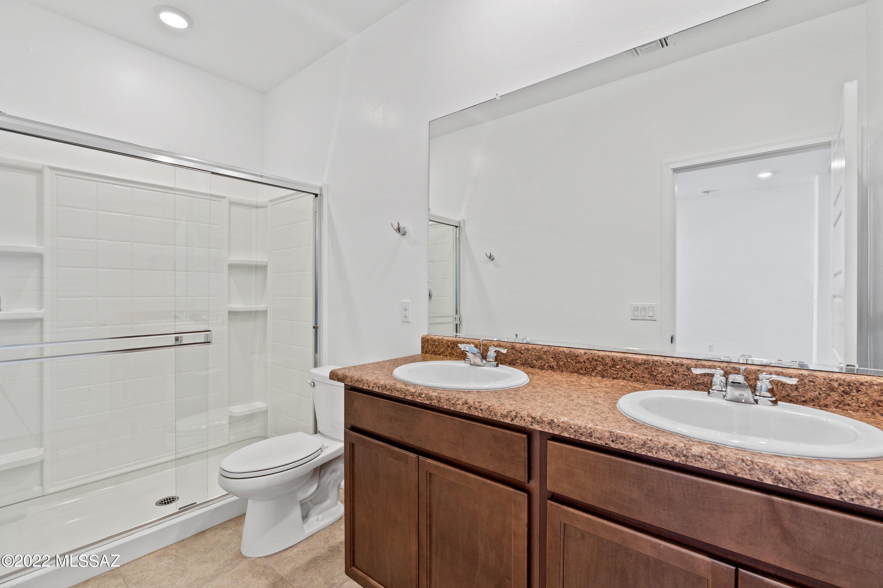 Valencia - Residential Lease