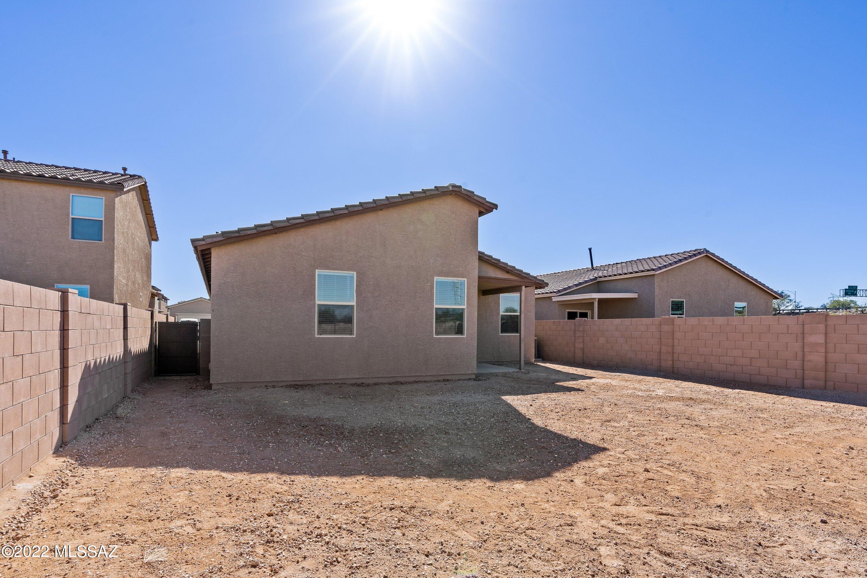 Valencia - Residential Lease