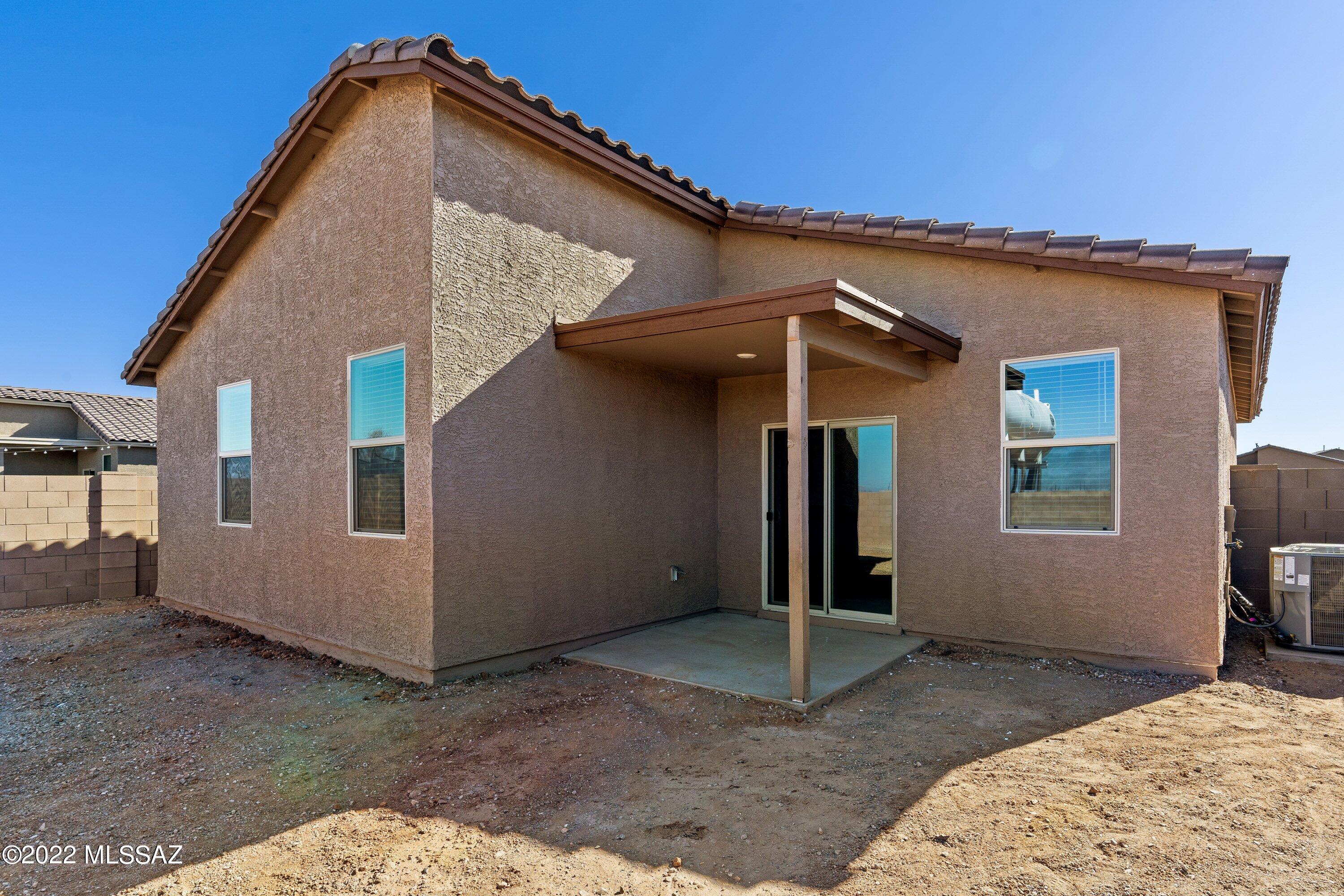Valencia - Residential Lease
